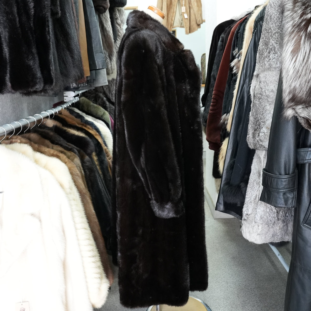 Dark Mink Long Coat SIBERIAN FUR STORE TOKYO - Genuine Vintage Fur From Japan