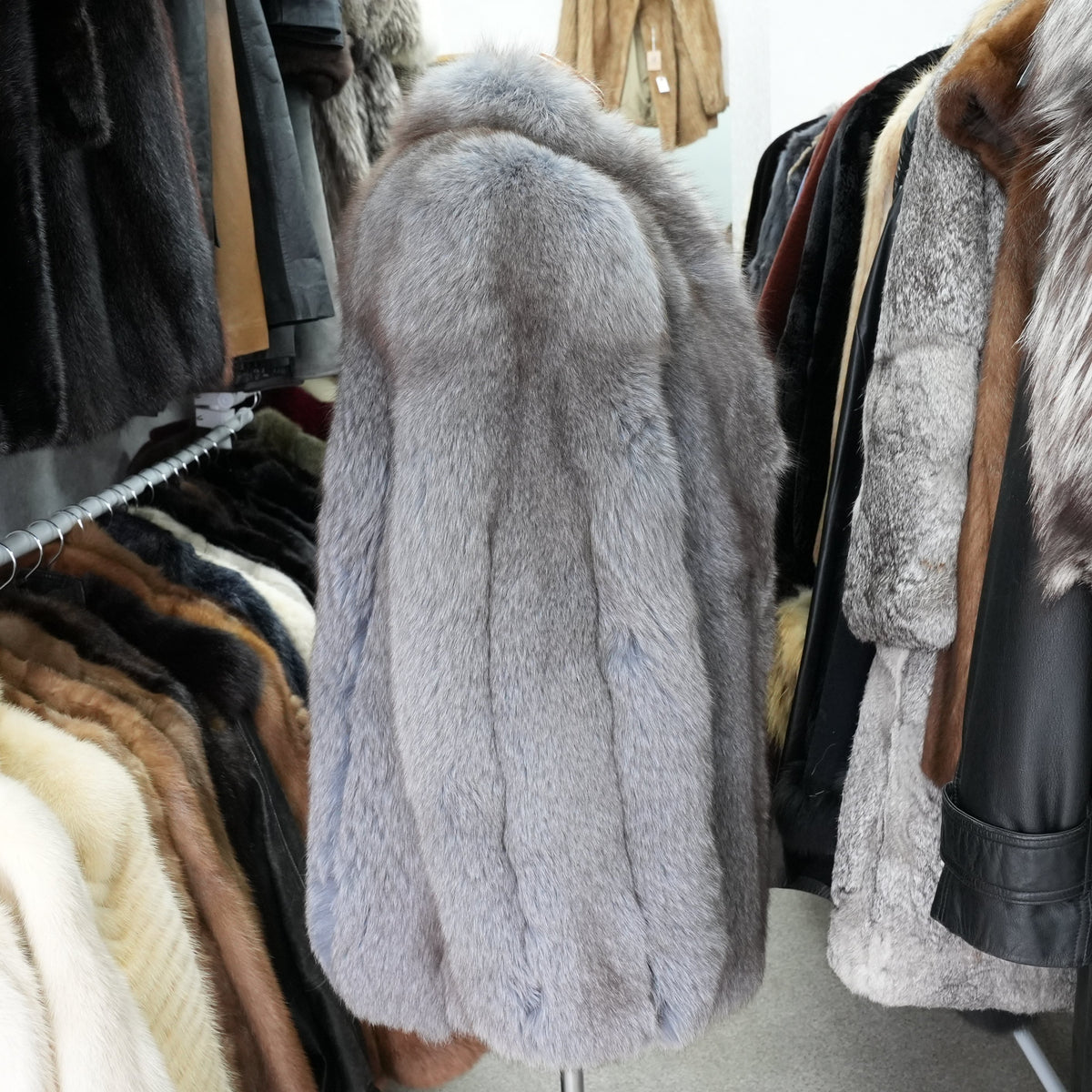 Blue ash Dyed Fox Coat Soft and Fluffy - Genuine Vintage Fur From Japan