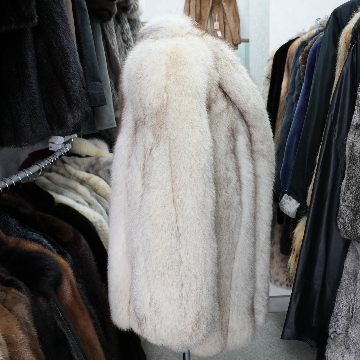 Blue Fox Fur Coat Soft and Fluffy jindo - Genuine Vintage Fur From Japan