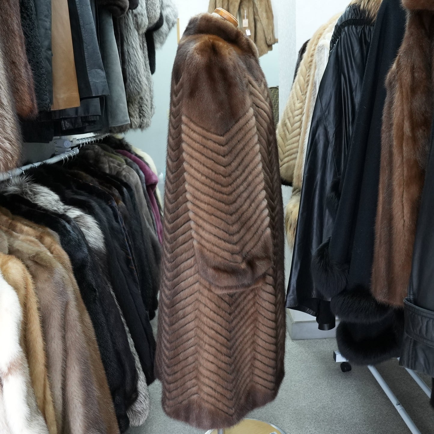 Demi Buff Mink Long Coat ZigZag Cutting - Genuine Vintage Fur From Japan