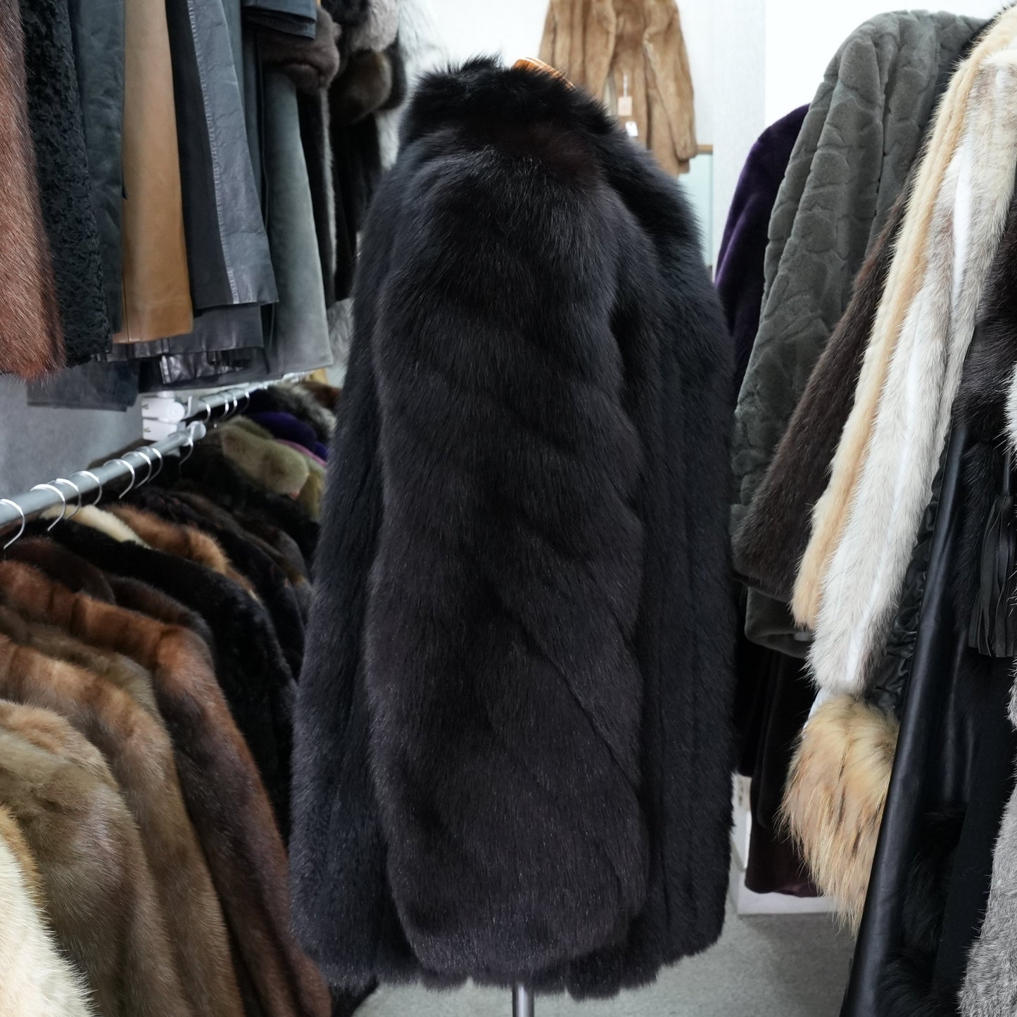 Black Dyed Fox Fur Coat EMBA - Genuine Vintage Fur From Japan