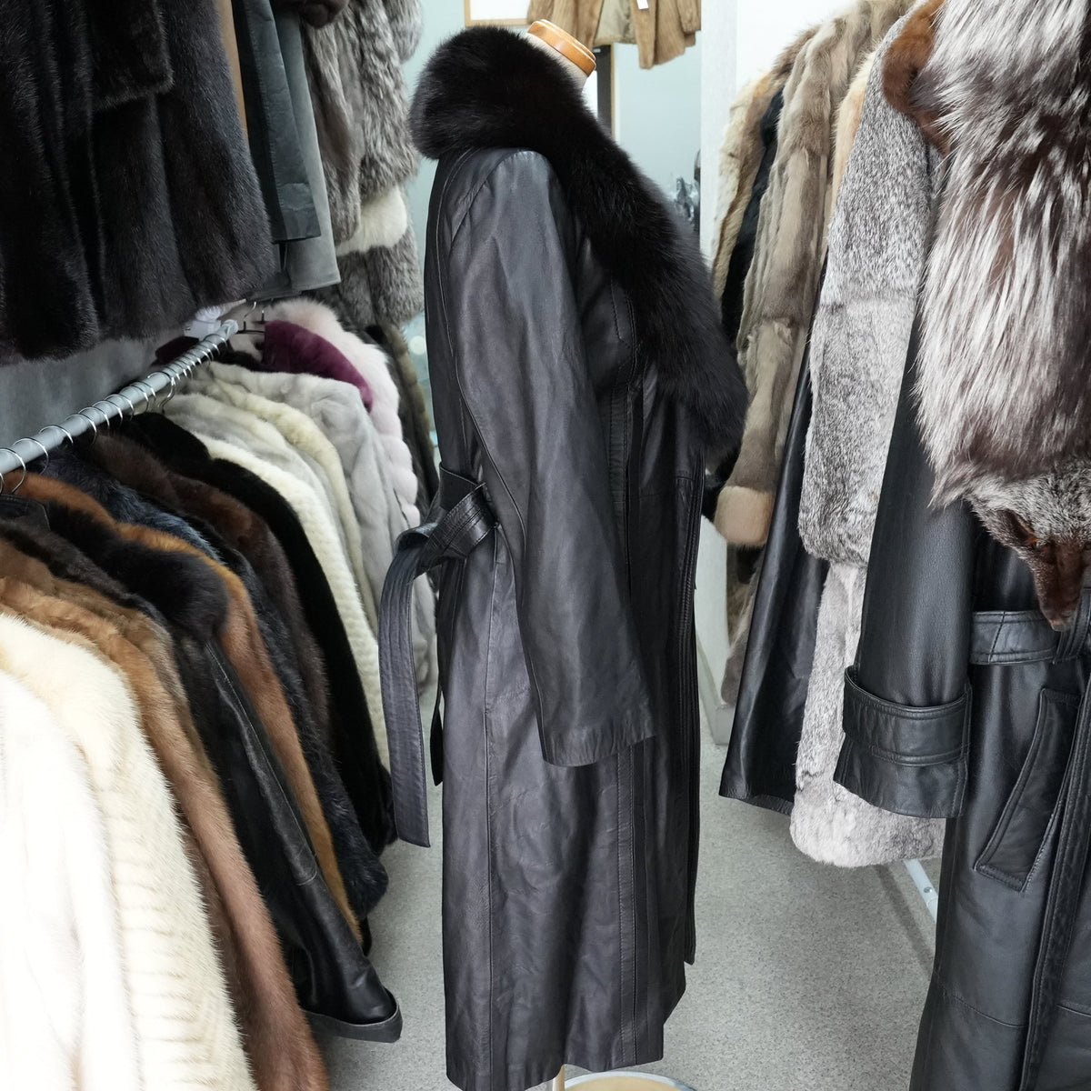 Y2K Fox Fur Trim Leather Long Coat - Genuine Vintage Leather From Japan