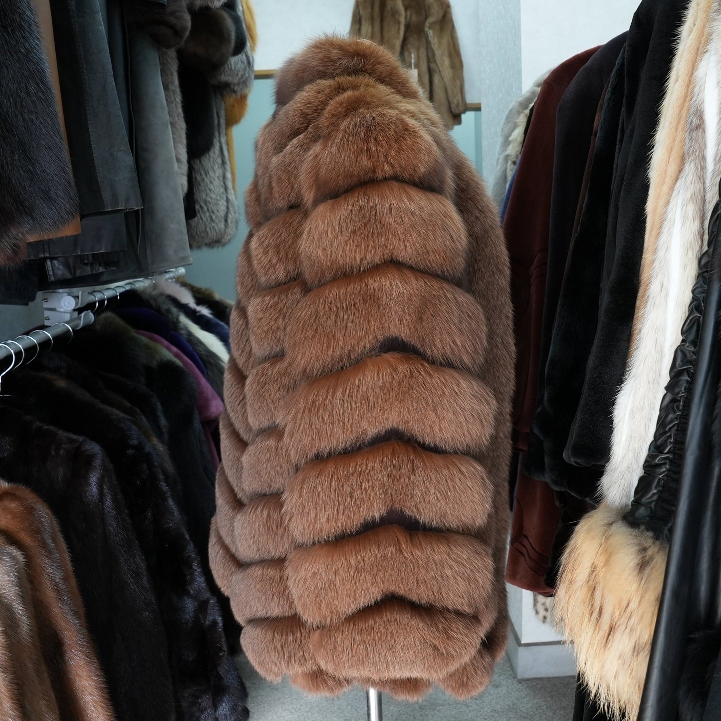 Brown Dyed Fox Fur Design Coat - Genuine Vintage Fur From Japan