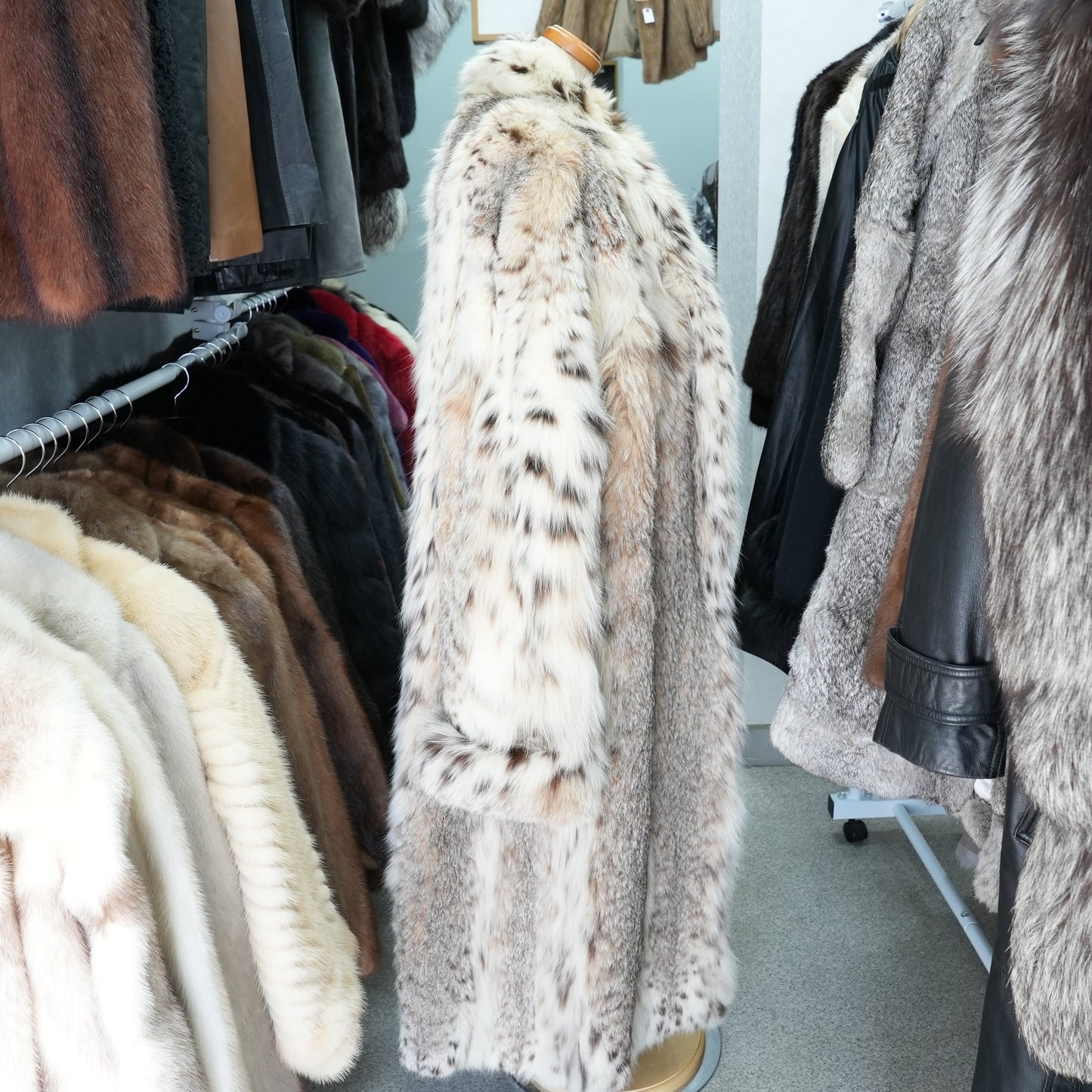 Lynx Fur Long Coat Roll Up Sleeve Calvin Klein - Genuine Vintage Fur From Japan