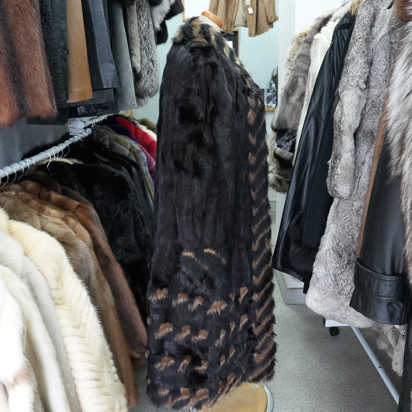 Dark mink and Raccoon dog Fur Long Coat - Genuine Vintage Fur From Japan