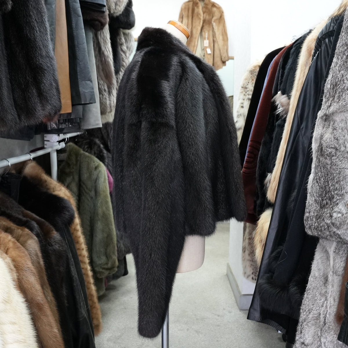 Dark Mink Big collar crop Jacket - Genuine Vintage Fur From Japan