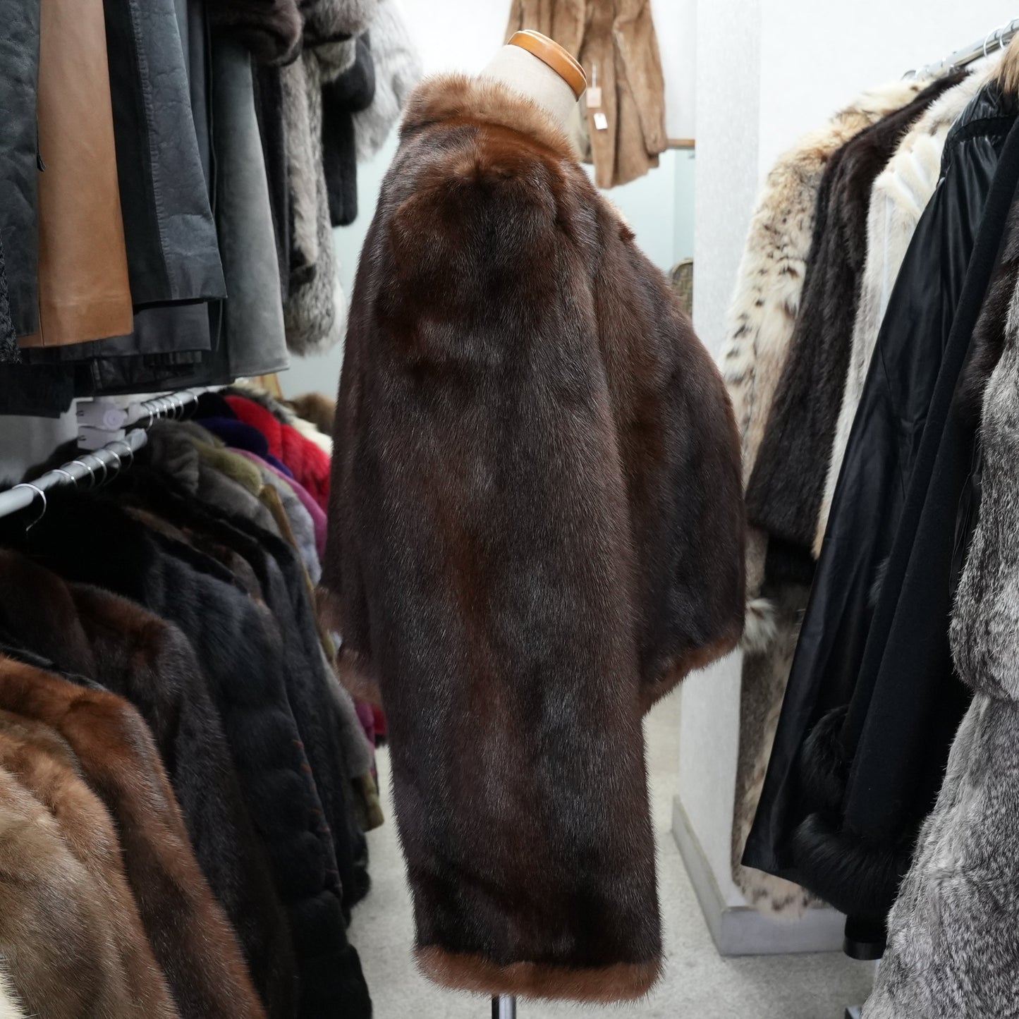 Dark Mink cropd Jacket SAGA MINK - Genuine Vintage Fur From Japan