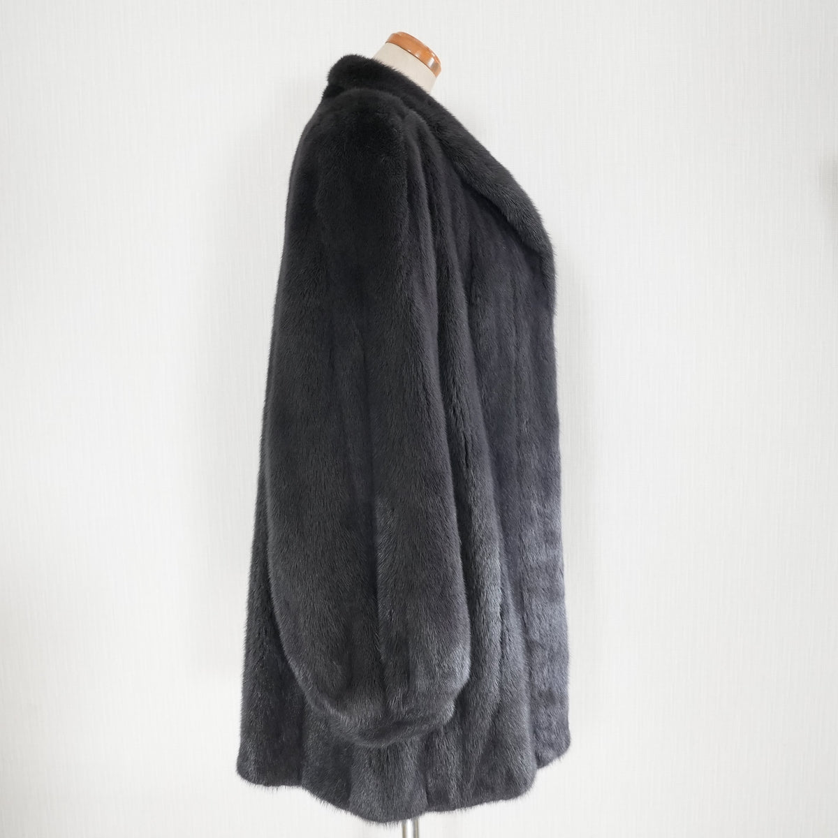 Mink Fur Coat Dark Gray Dyed Soft Leather - Genuine Vintage Fur From Japan