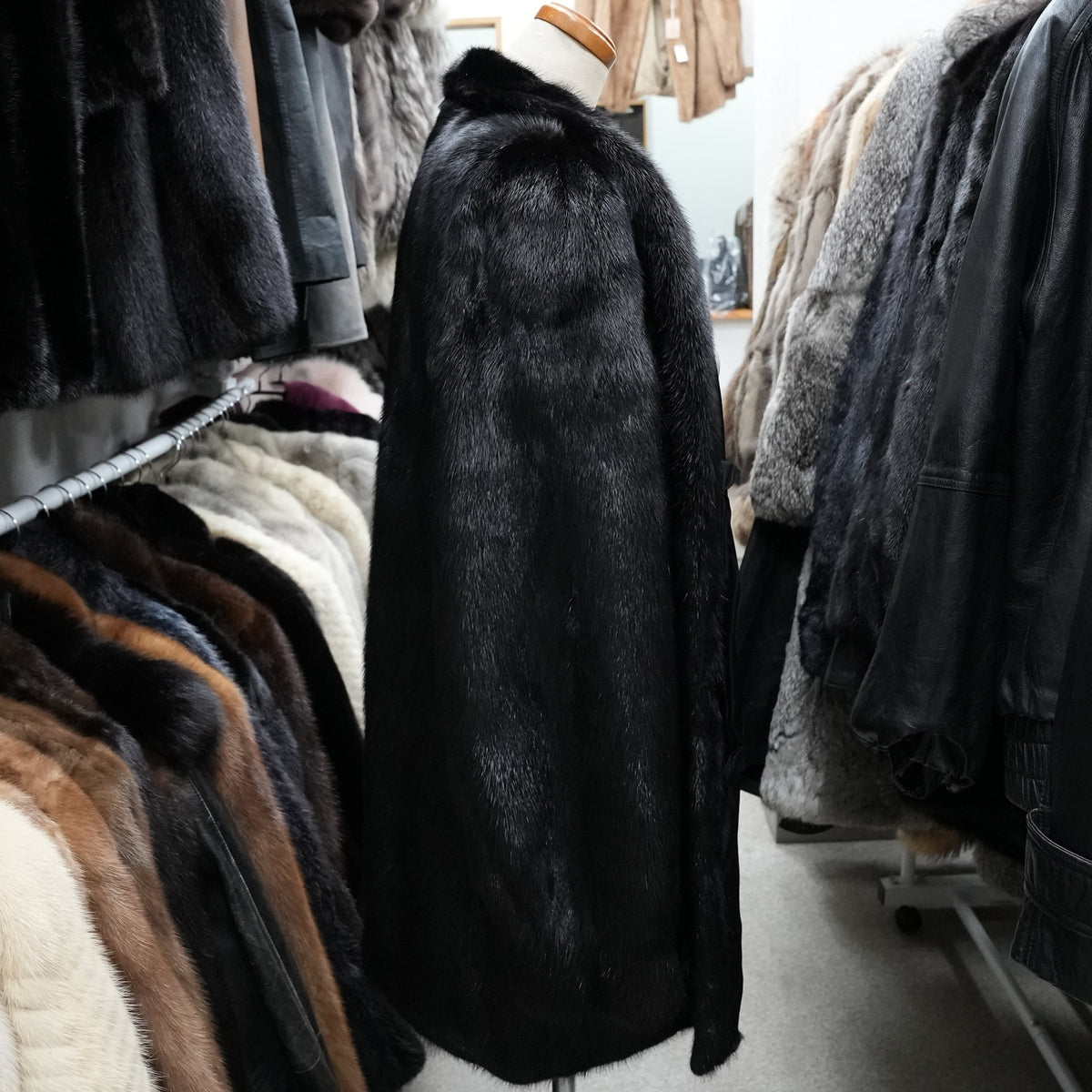 SAGA MINK Fur Coat Soft Leather - Genuine Vintage Fur From Japan
