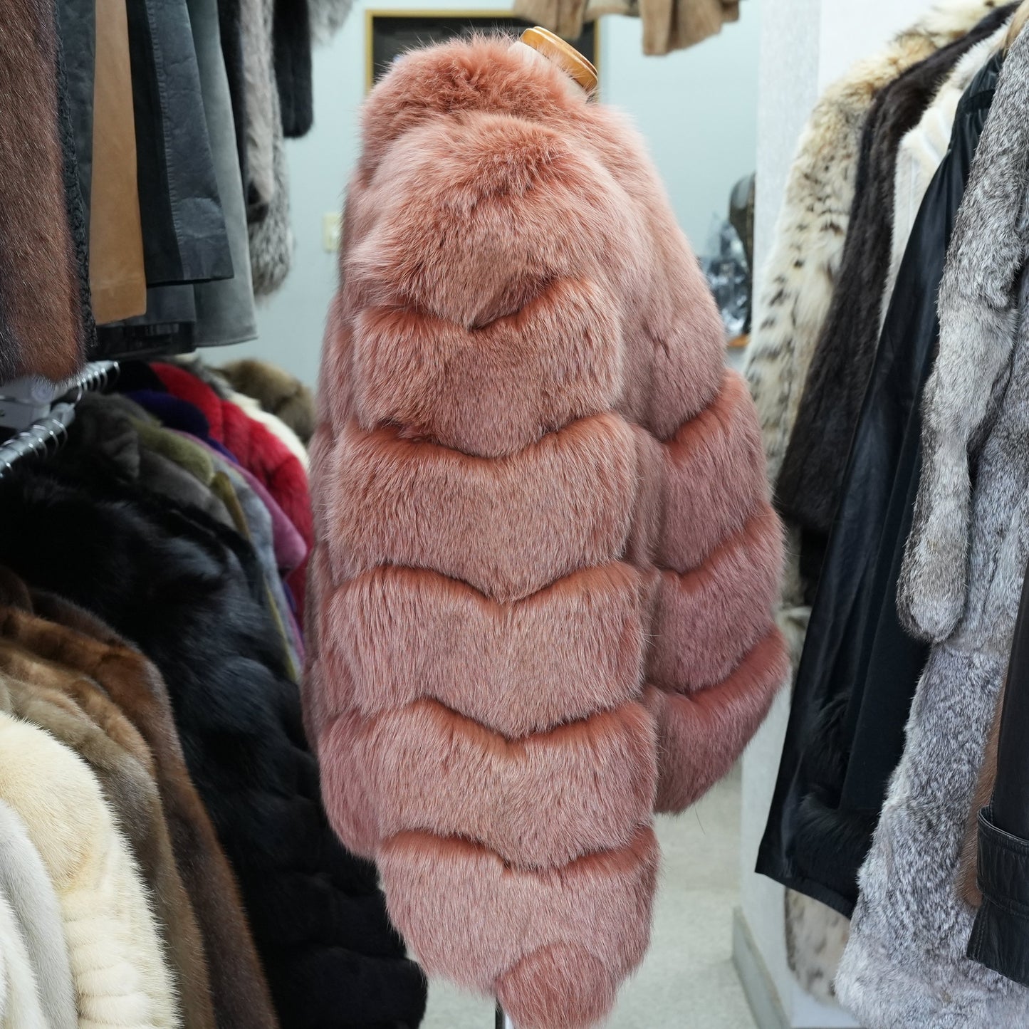 Dull Red Dyed SAGA FOX Fur Coat - Genuine Vintage Fur From Japan