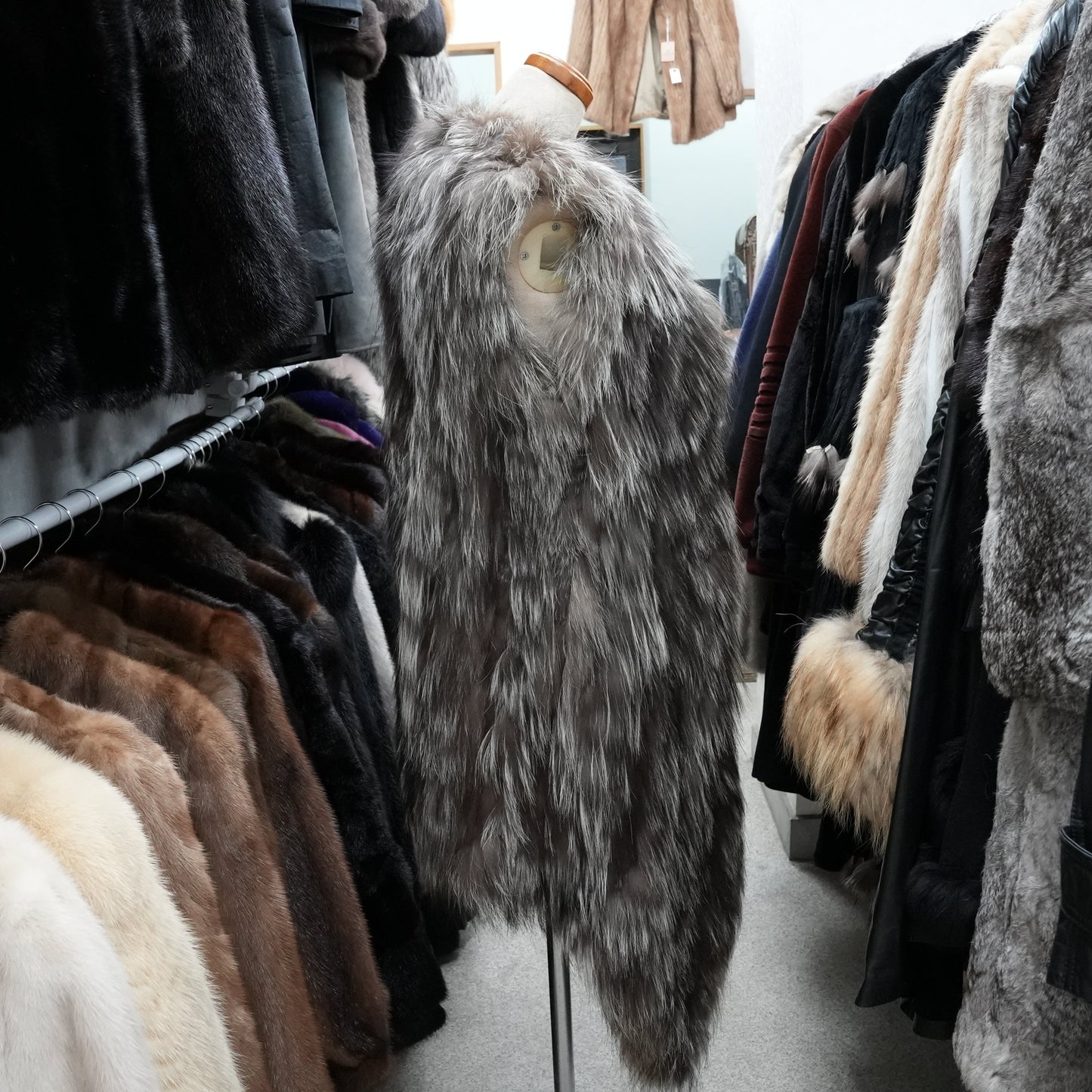Silver Fox Vest textured yarn - Genuine Vintage Fur From Japan