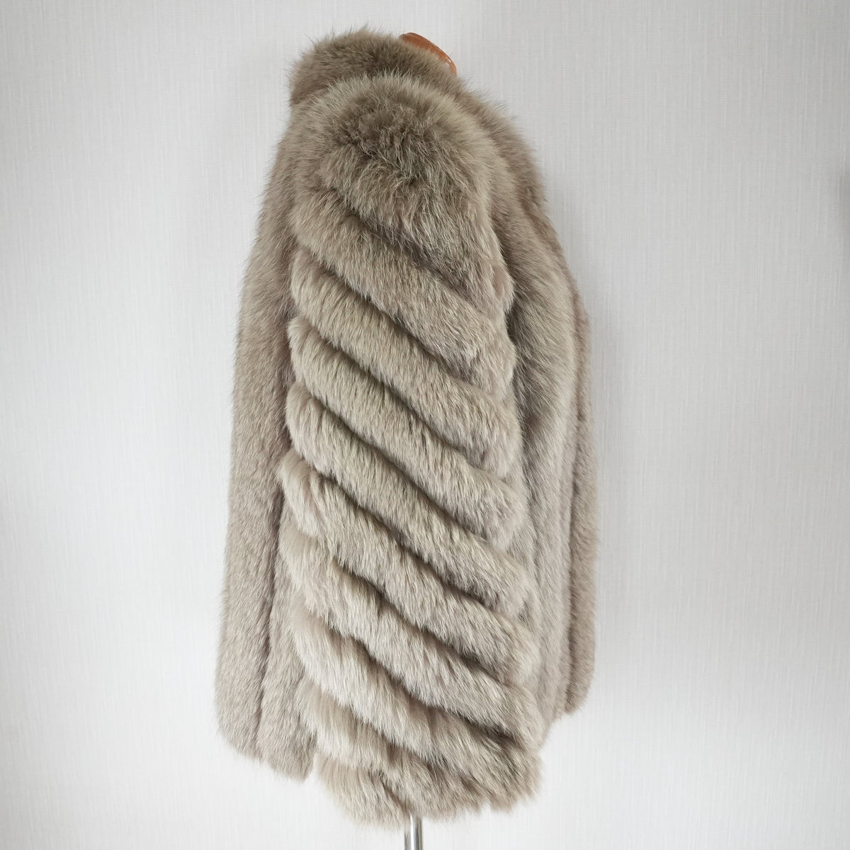 Khaki Brown Dyed Fox Fur Coat - Genuine Vintage Fur From Japan