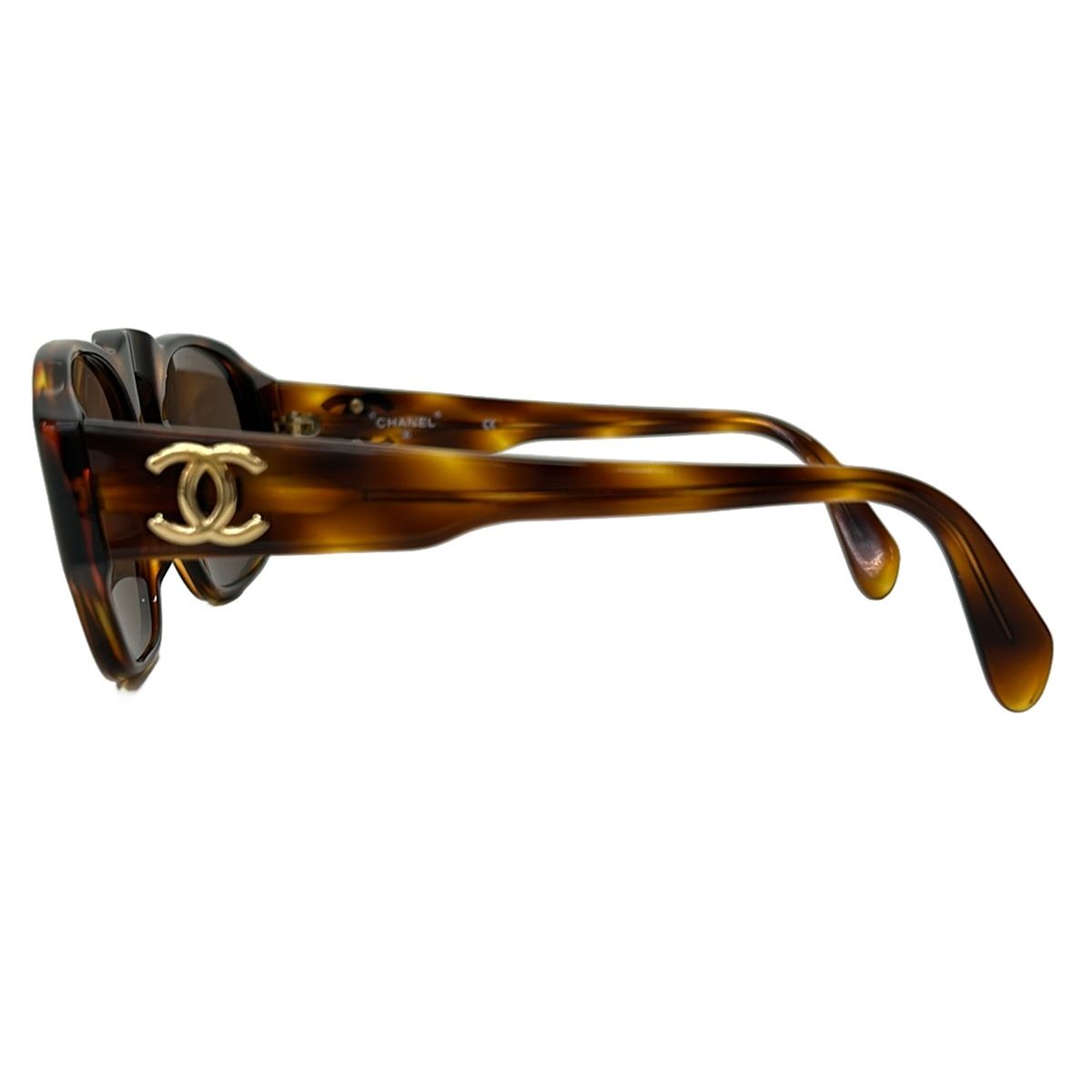 CHANEL 01452 太阳镜 — 黑色和棕色双C标志