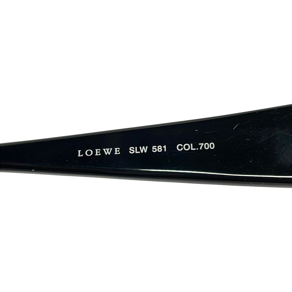 LOEWE サングラス SLW581 — ダークグレー＆ブラック