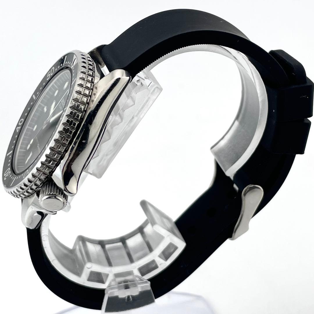 SEIKO 6458-6000 Diver's Watch — Quartz, Silver Black, Men's
