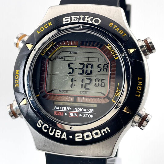 SEIKO S800-0010 潜水表 — 石英，银黑，男士