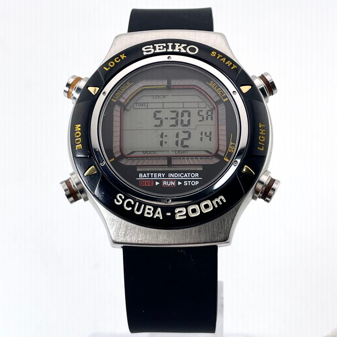 SEIKO S800-0010 ダイバーズウォッチ — クォーツ、シルバーブラック、メンズ