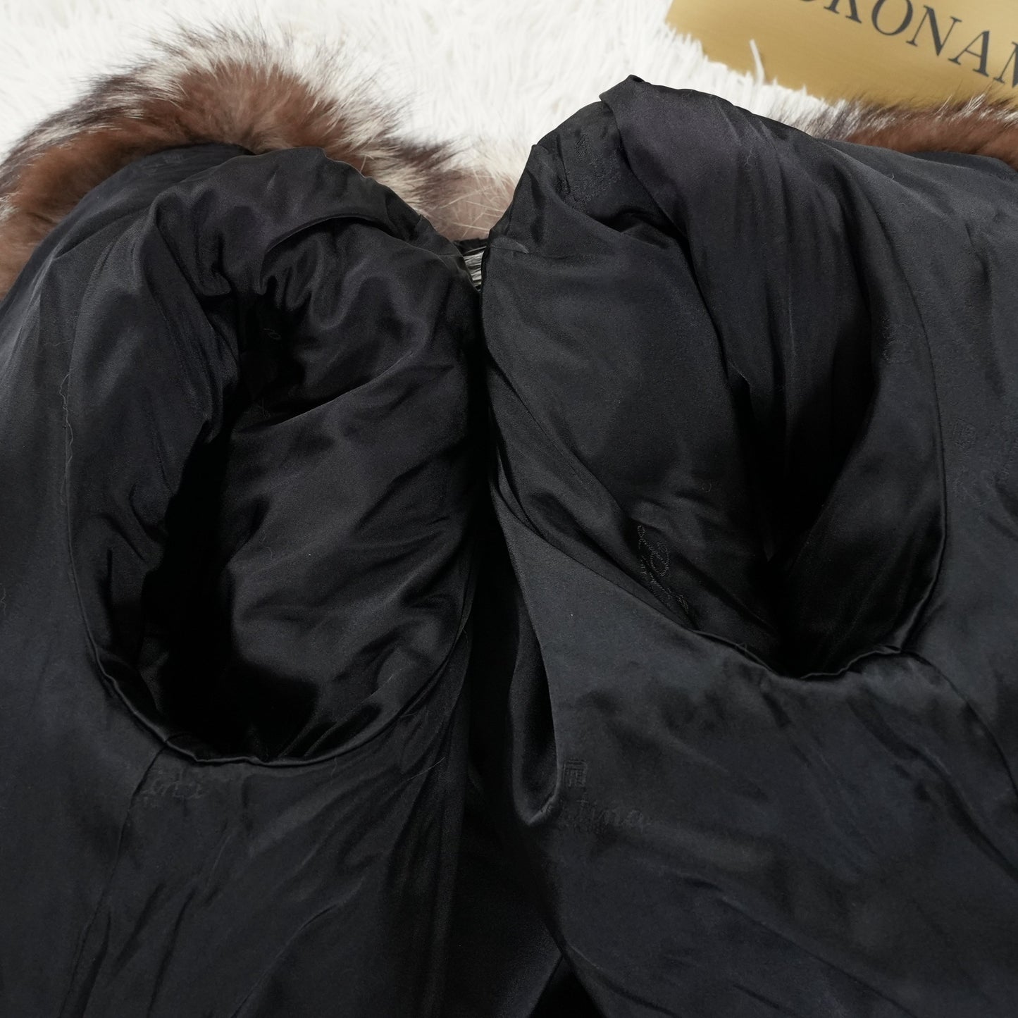 Silver Fox Coat PARTINA - Genuine Vintage Fur From Japan