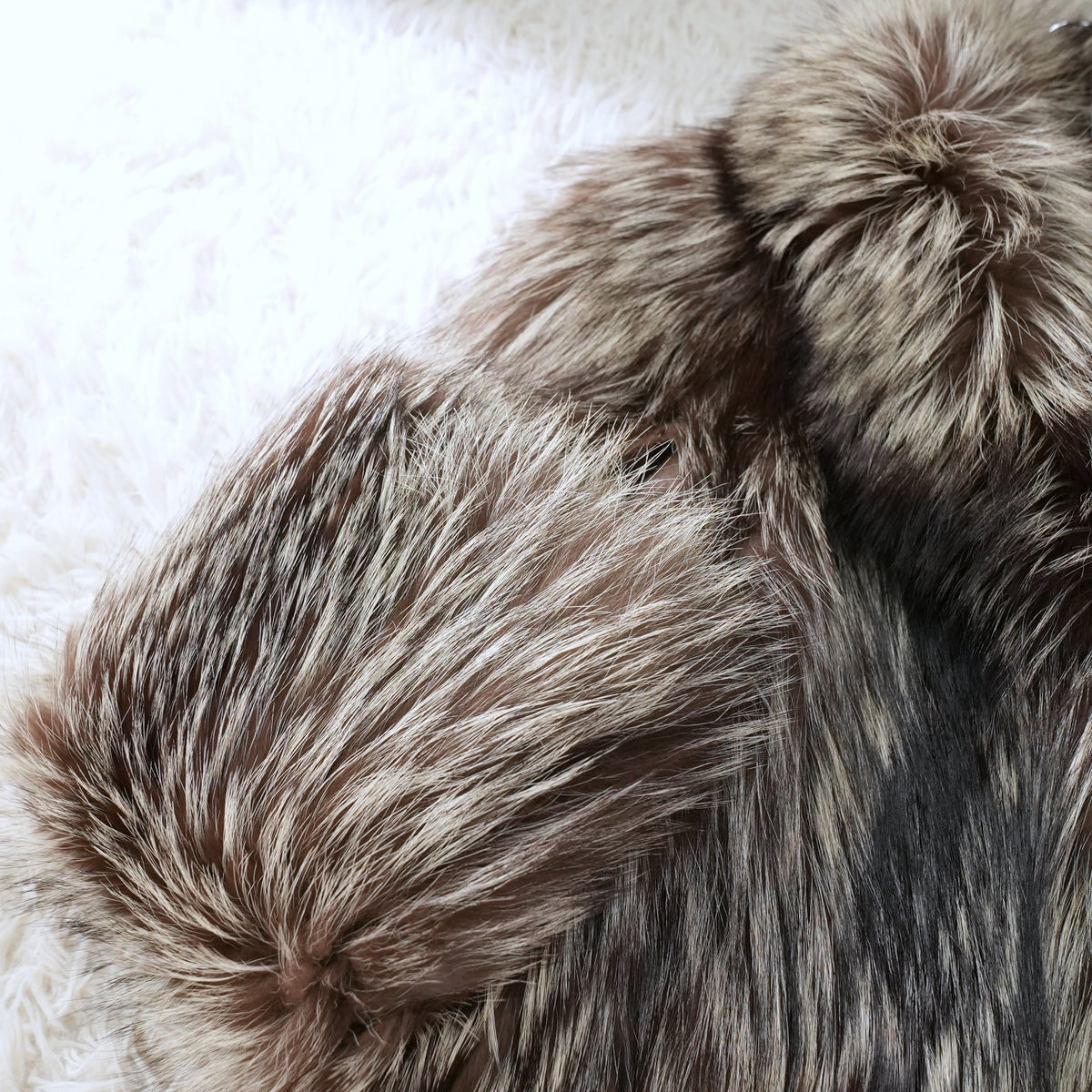 Silver Fox Fur Semi Long Coat - Genuine Vintage Fur From Japan