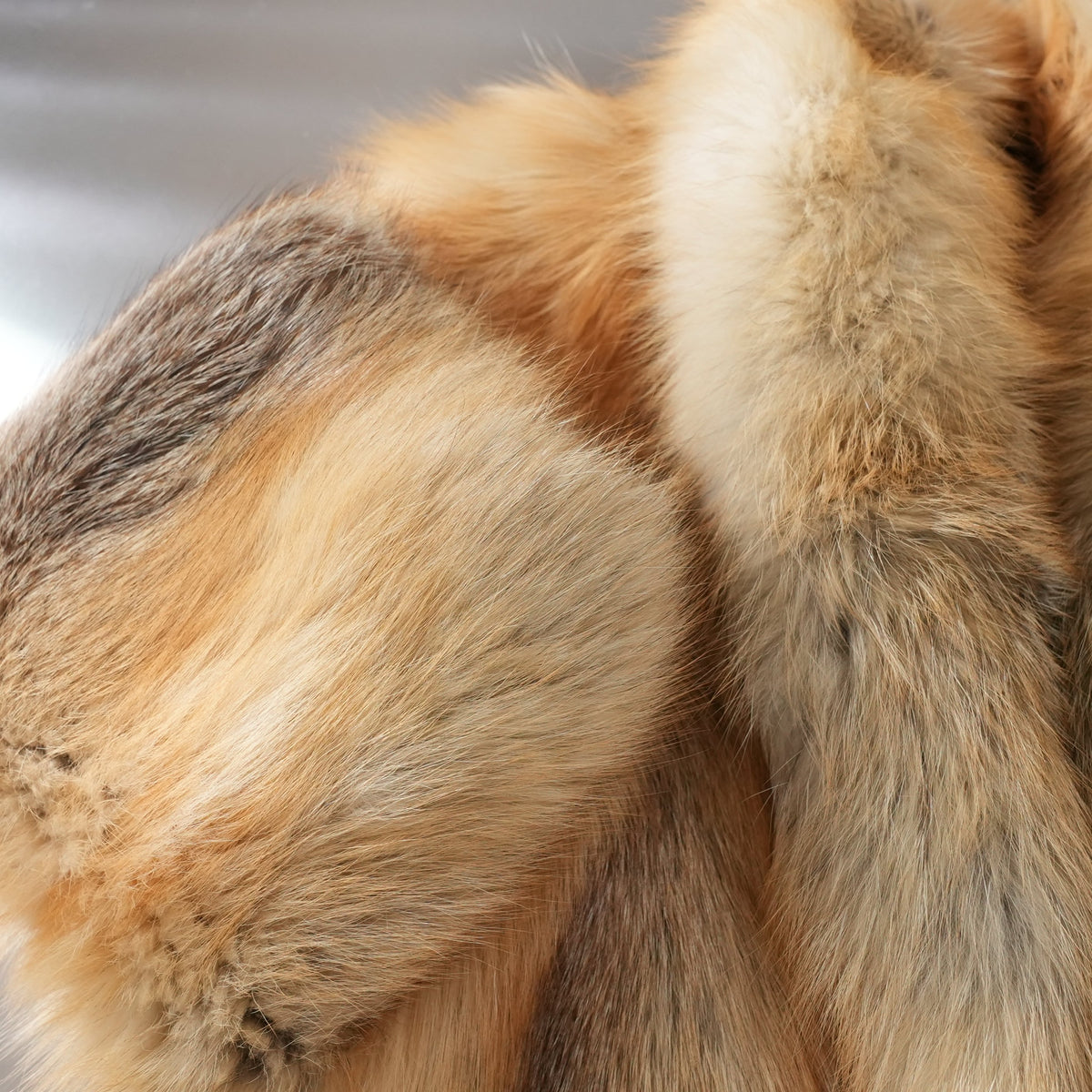 Golden Island Fox Fur Coat Very Soft and Fluffy - Genuine Vintage Fur From Japan
