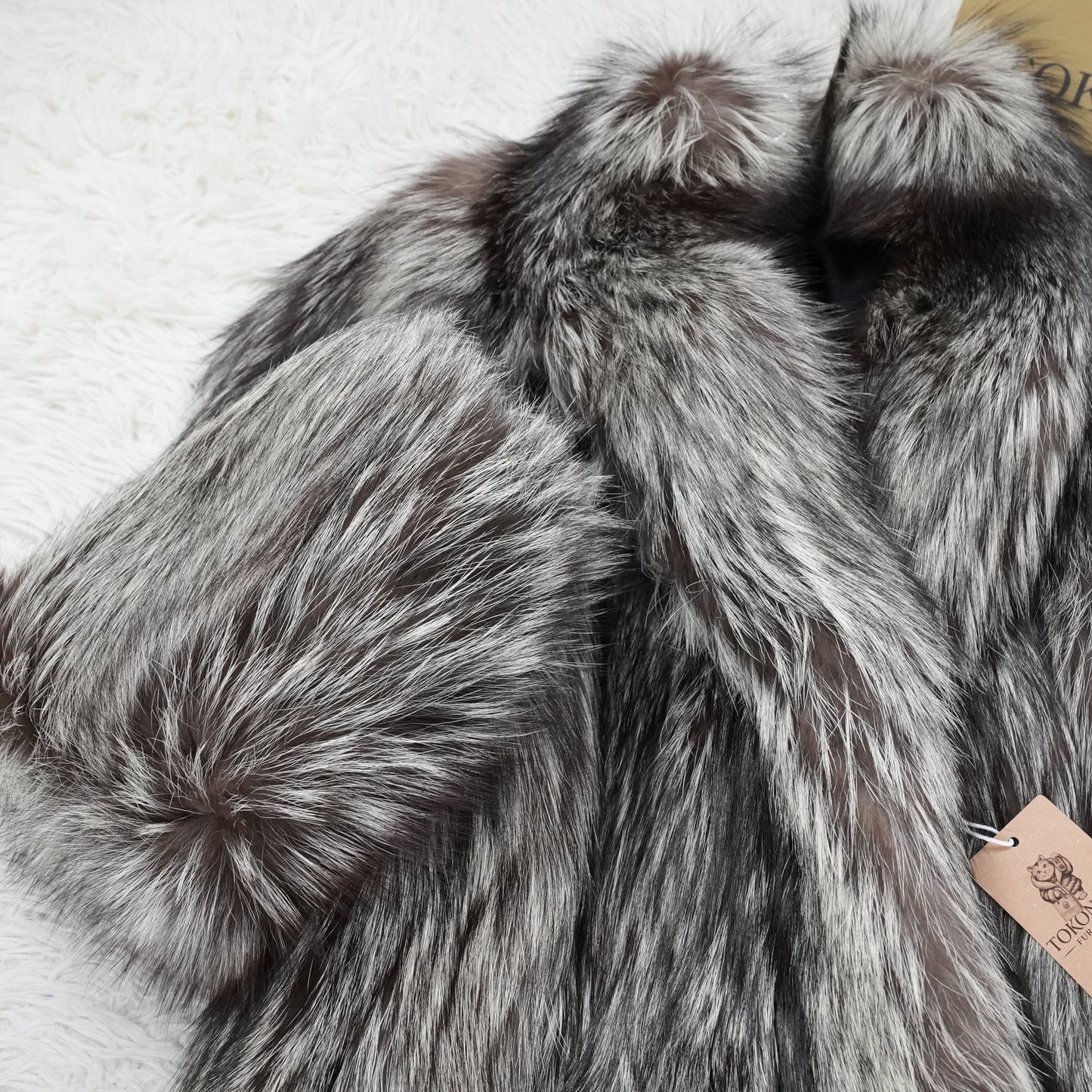 Silver Fox Fur Coat - Genuine Vintage Fur From Japan