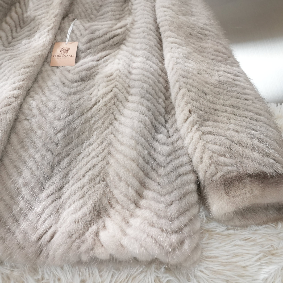 Sapphire Mink Fur Coat chevron - Genuine Vintage Fur From Japan
