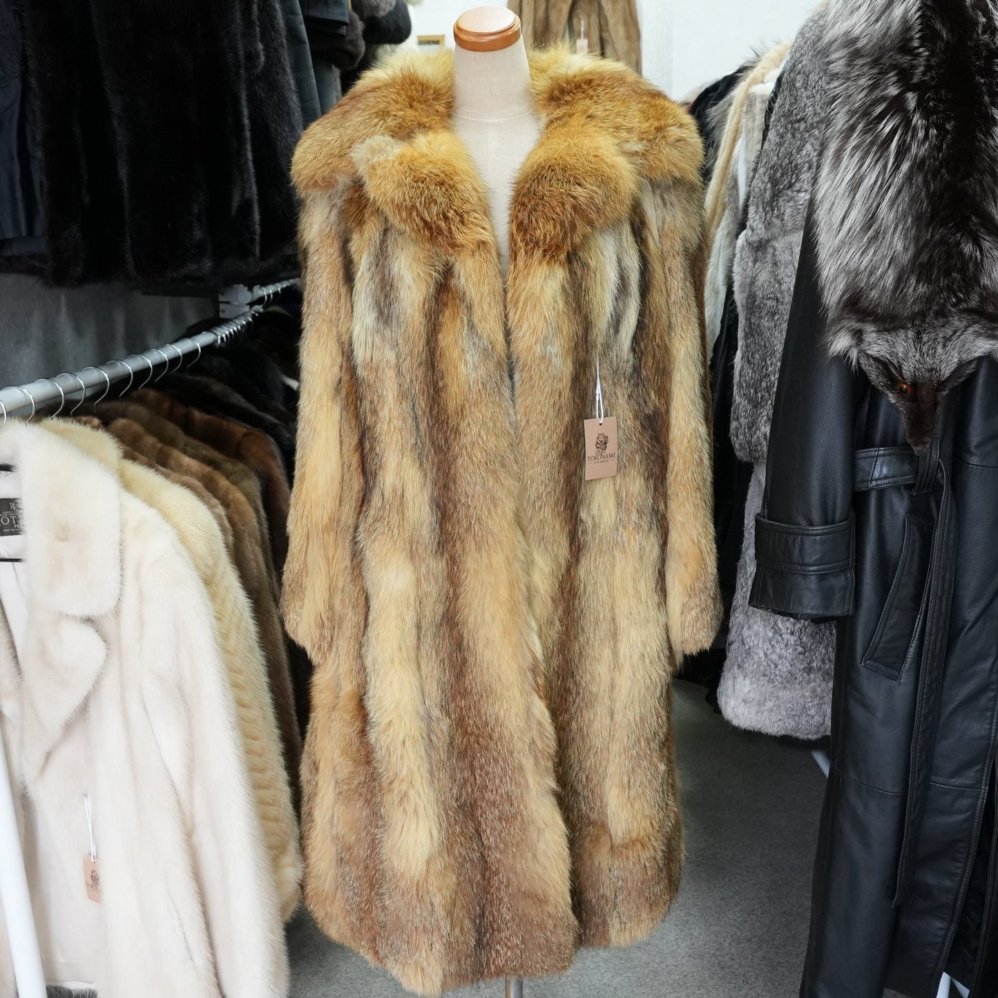 Red Fox Long Coat - Genuine Vintage Fur From Japan