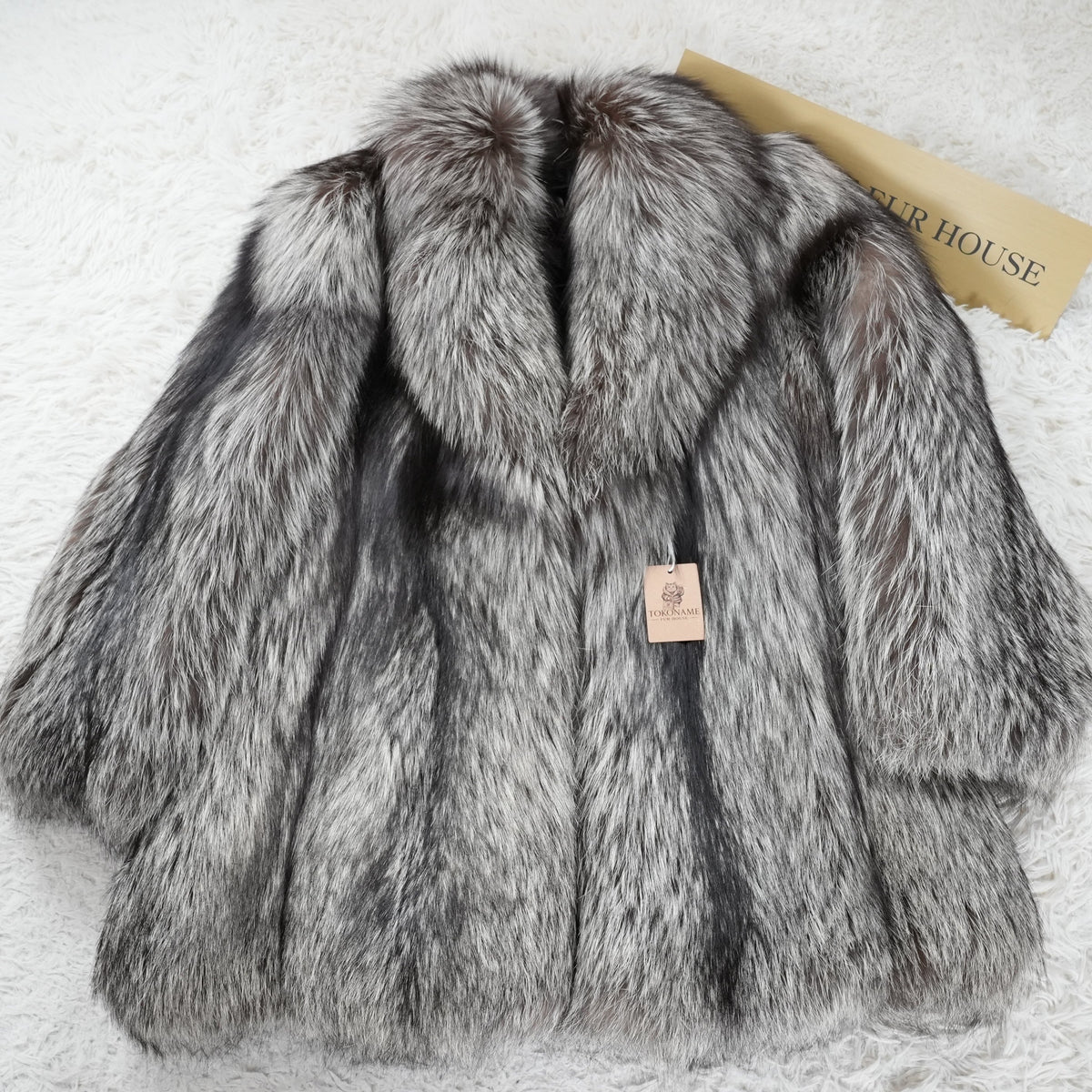 Silver Fox Fur Coat Soft and Fluffy EMBA - Genuine Vintage Fur From Japan