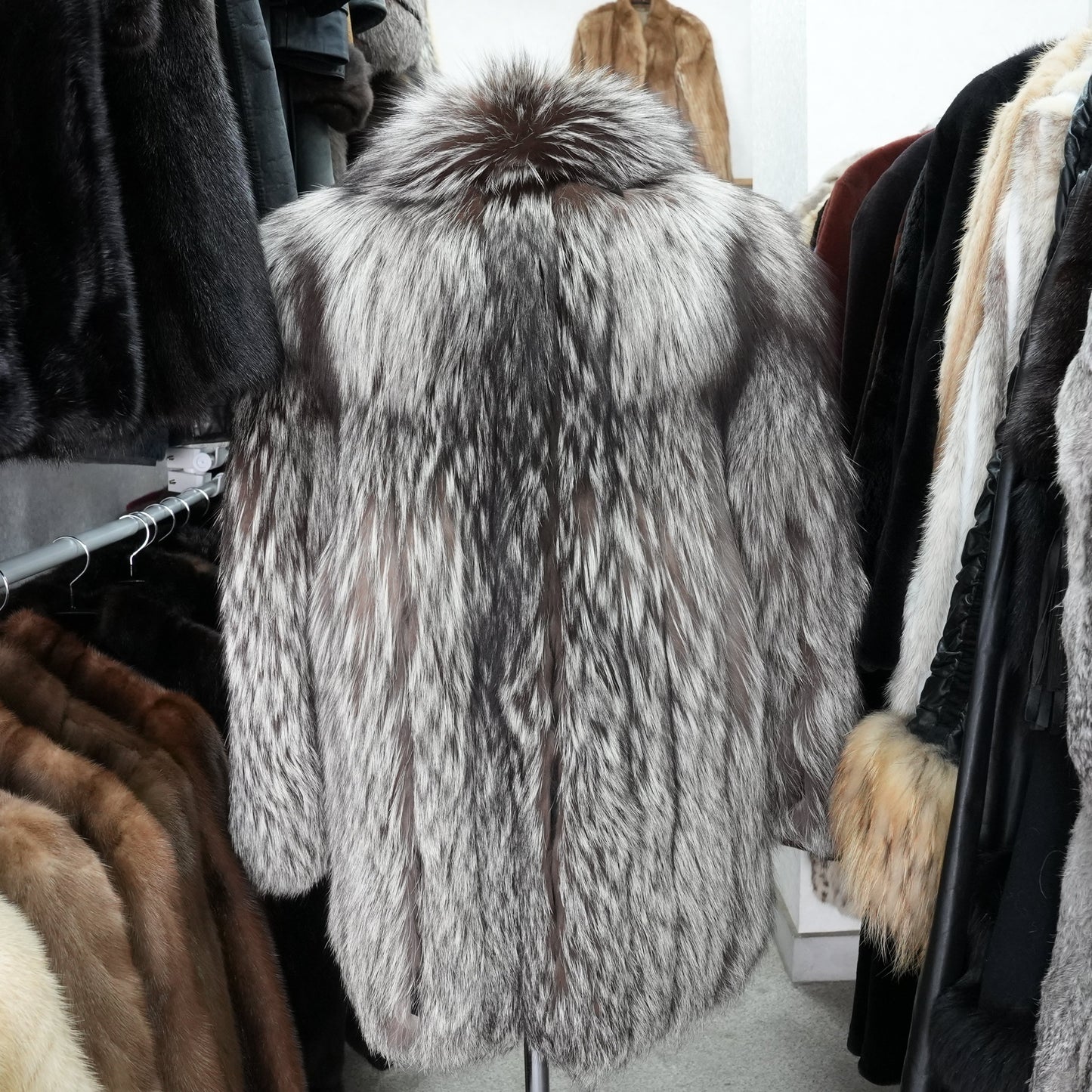 Silver Fox Fur Coat Soft and Fluffy - Genuine Vintage Fur From Japan