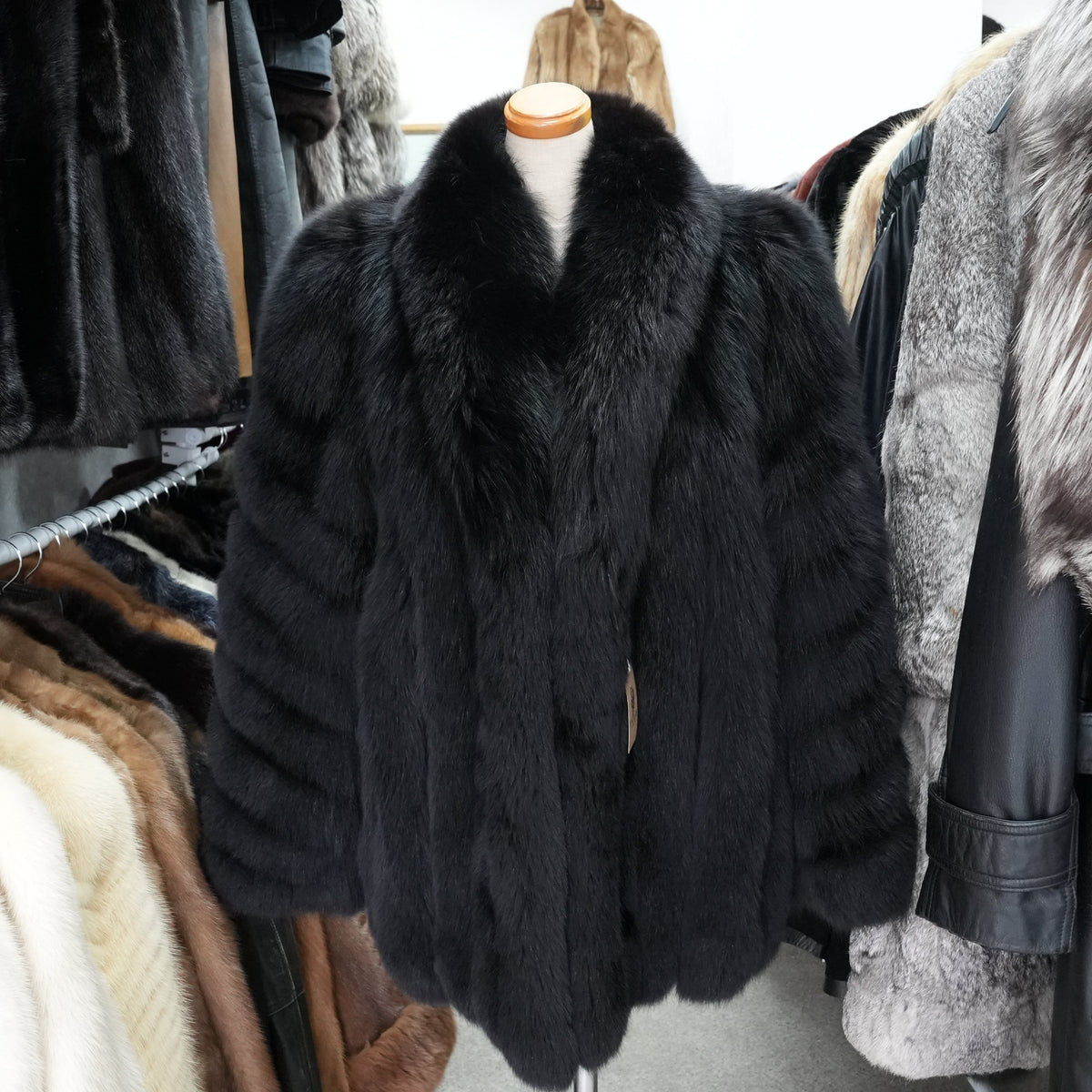 Black Dyed SAGA FOX Coat - Genuine Vintage Fur From Japan
