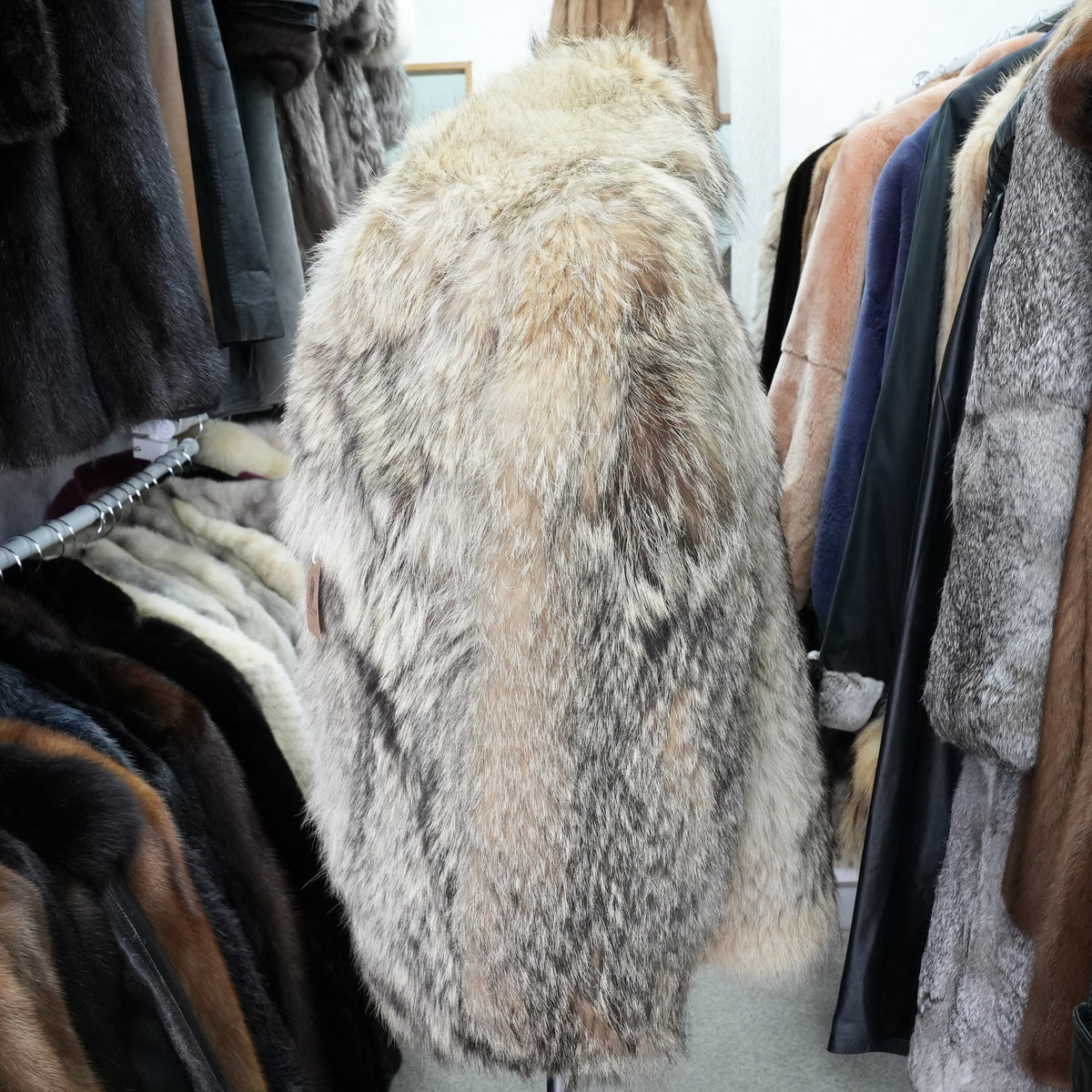 Finn Raccoon Fur Coat - Genuine Vintage Fur From Japan
