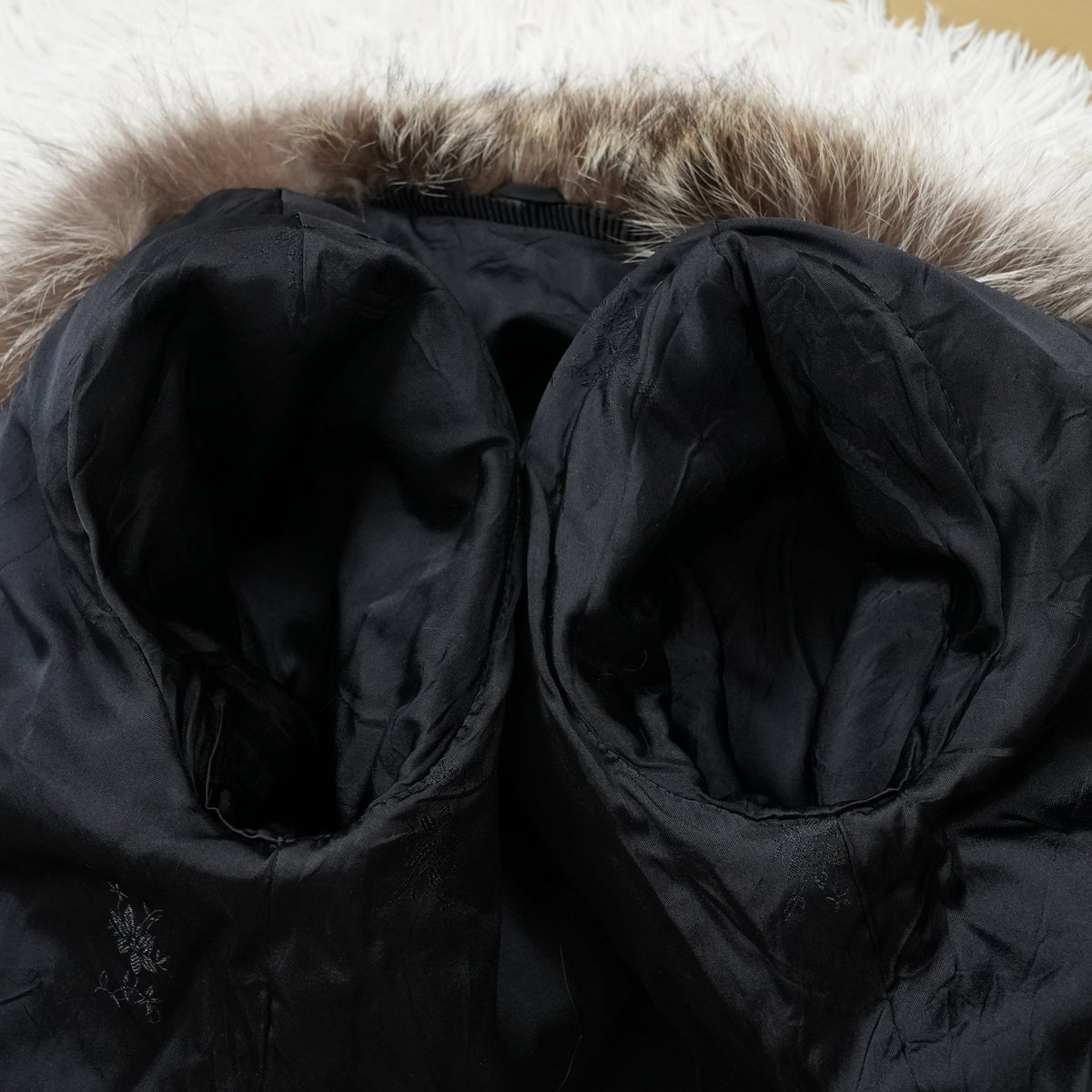 Silver Fox Fur Coat - Genuine Vintage Fur From Japan