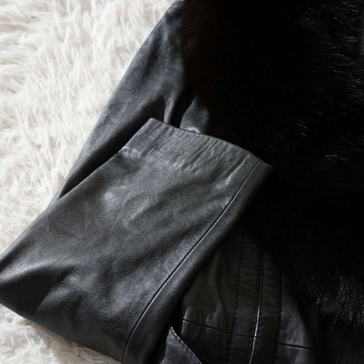Y2K Fox Fur Trim Leather Long Coat - Genuine Vintage Leather From Japan