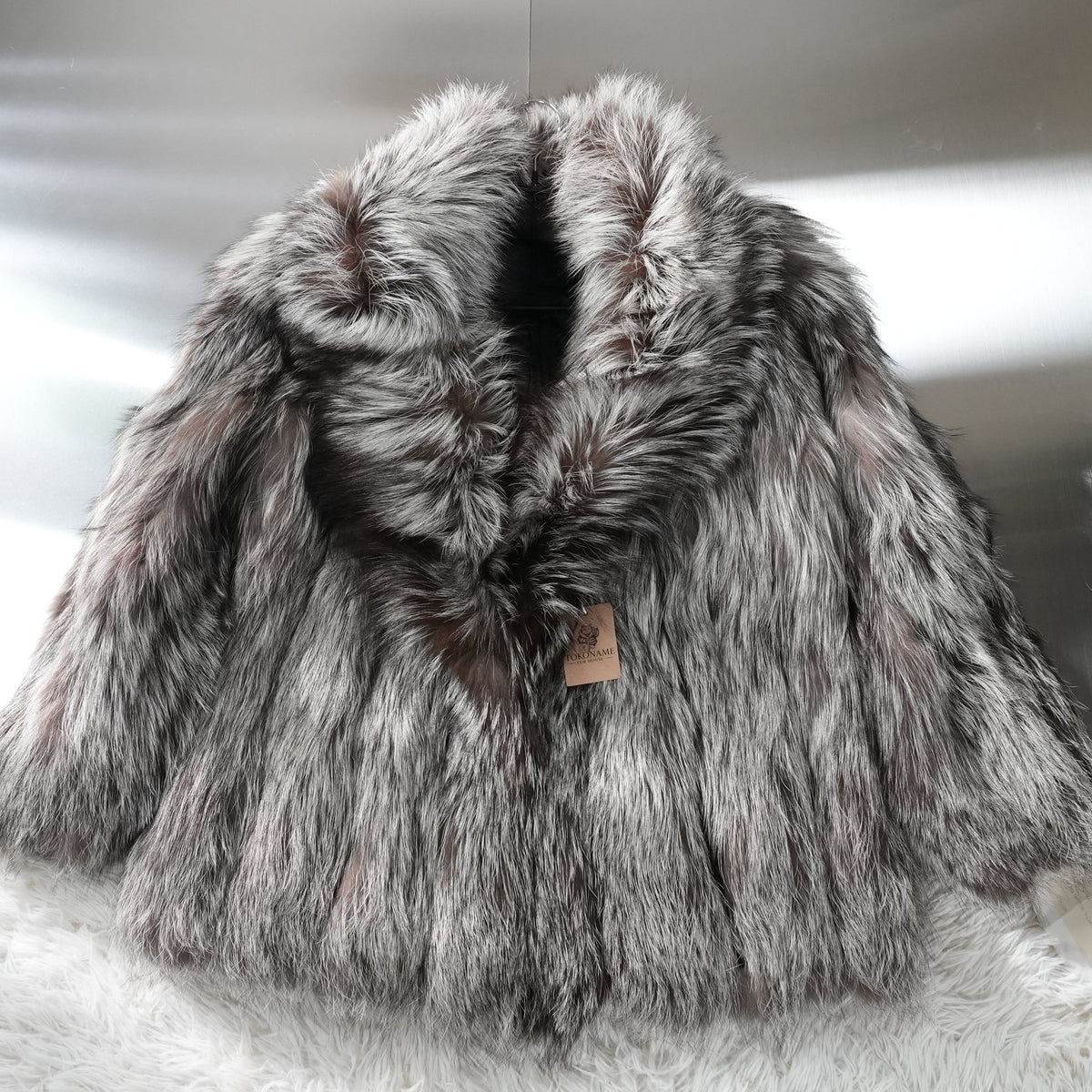 Silver Fox Fur Coat SAGA ROYAL FOX - Genuine Vintage Fur From Japan