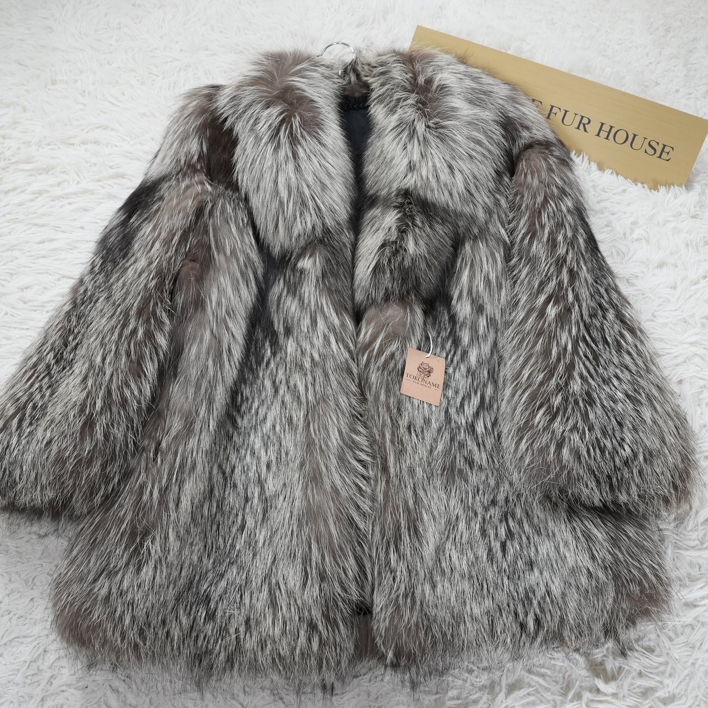 Silver Fox Fur Coat - Genuine Vintage Fur From Japan