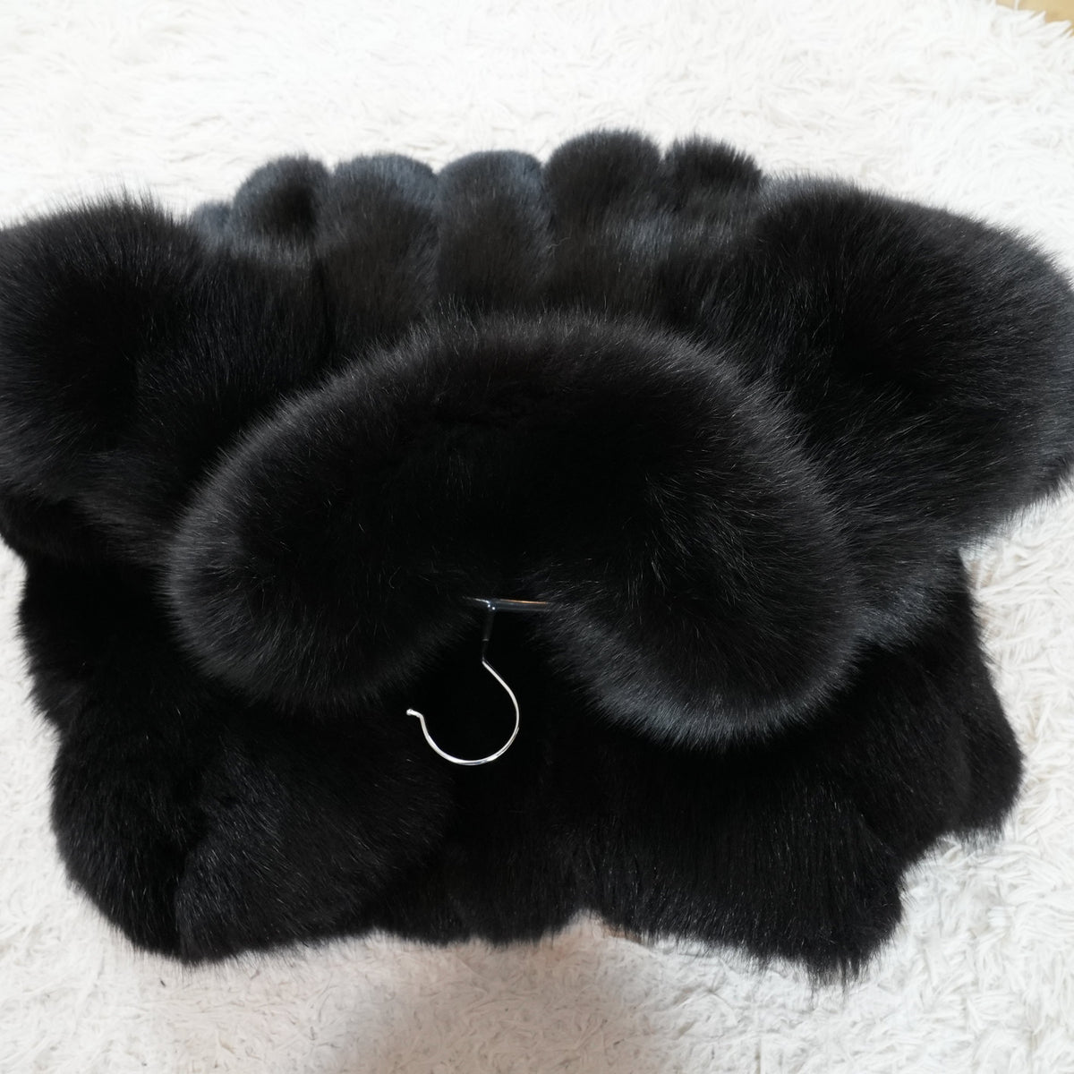 Black Dyed SAGA ROYAL FOX Coat Soft and Fluffy - Genuine Vintage Fur From Japan