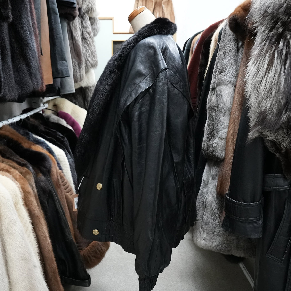 Men Reversible Mink and Leather Bomber Jacket - Genuine Vintage Fur From Japan