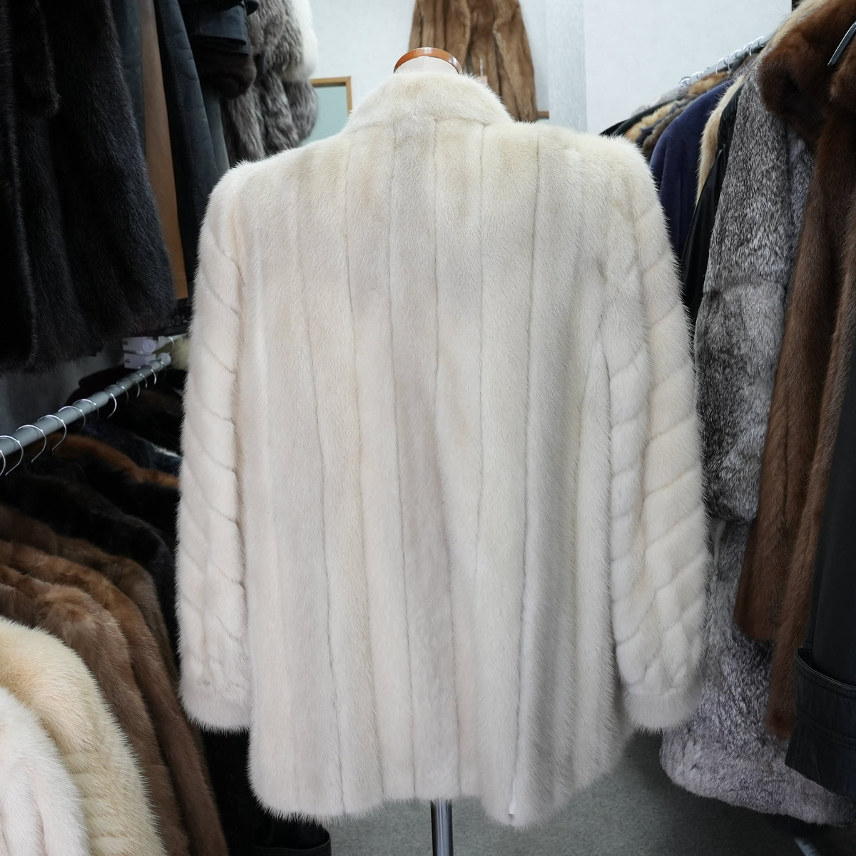 Violet Mink Fur Coat EMBA - Genuine Vintage Fur From Japan