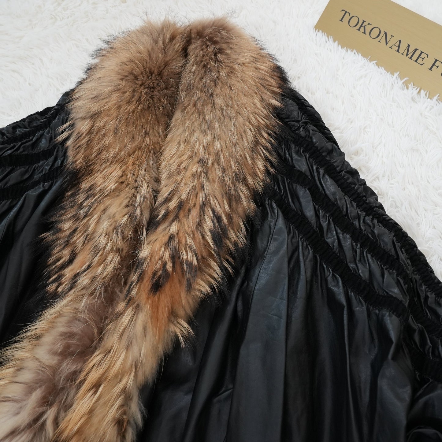 Lamb Leather Raccoon Fur Trim Dolman Sleeve Coat Gorgeous Vintage Fur Japan