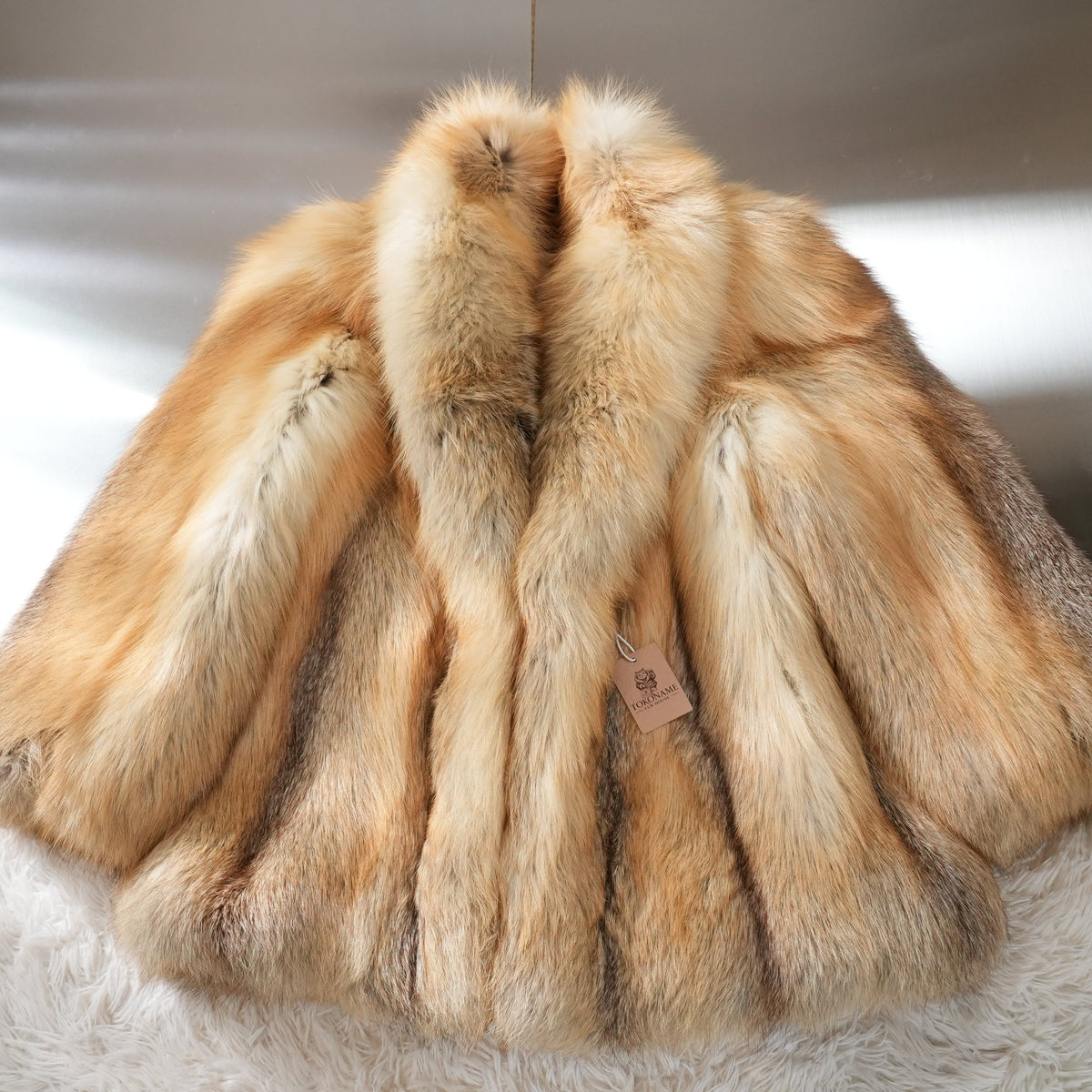 Golden Island Fox Fur Coat Very Soft and Fluffy - Genuine Vintage Fur From Japan