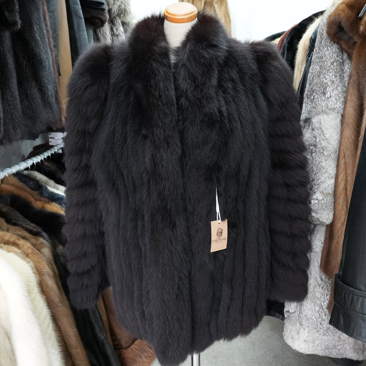 Dark Brown Dyed SAGA FOX Coat - Genuine Vintage Fur From Japan