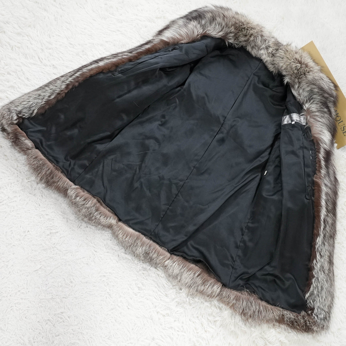 Silver Fox Semi Long Coat Soft and Fluffy - Genuine Vintage Fur From Japan