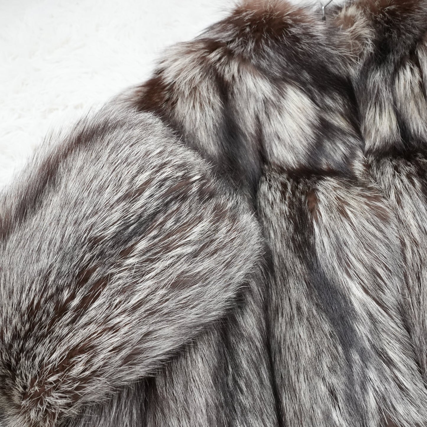 Silver Fox Coat PARTINA - Genuine Vintage Fur From Japan