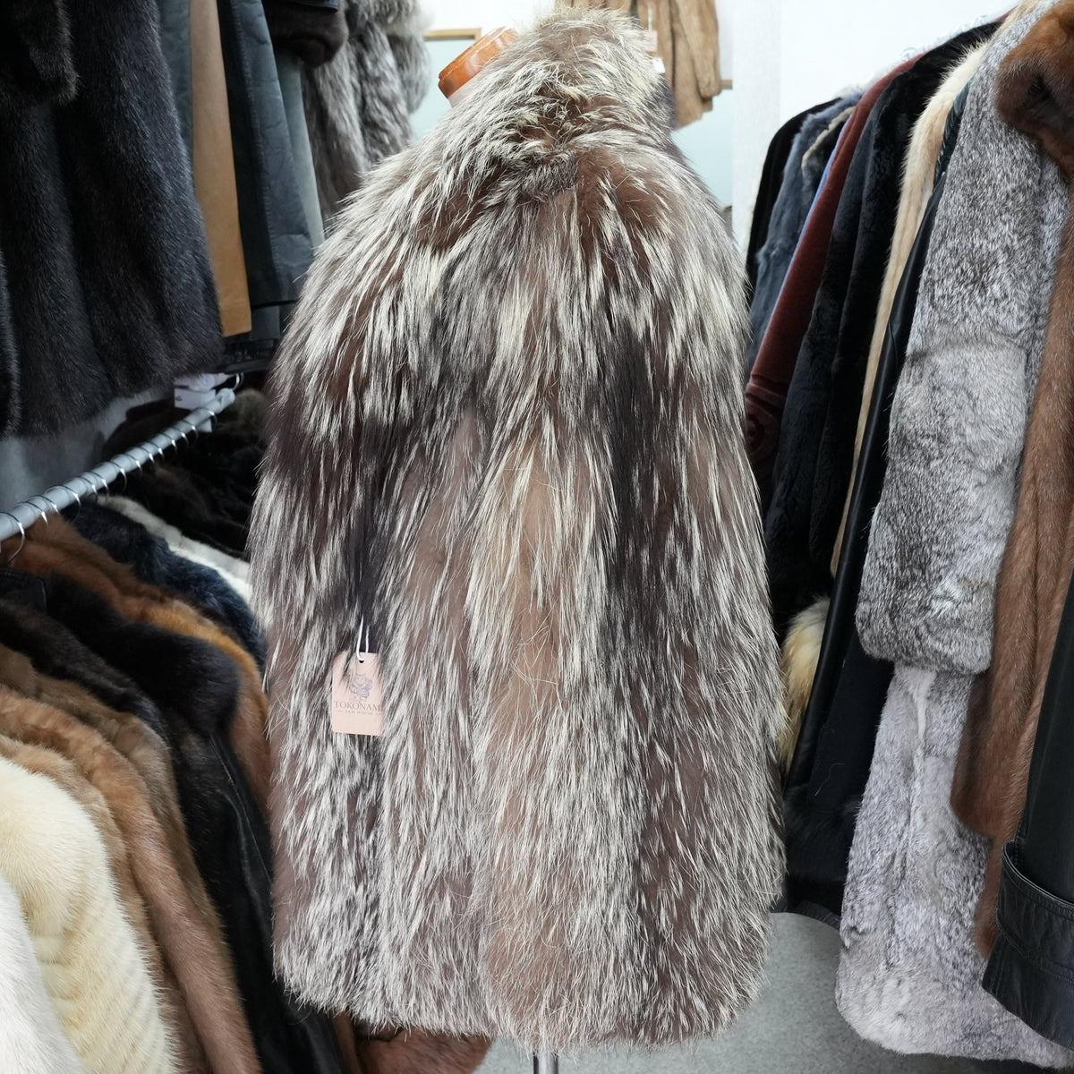 Silver Fox Fur Coat EMBA - Genuine Vintage Fur From Japan