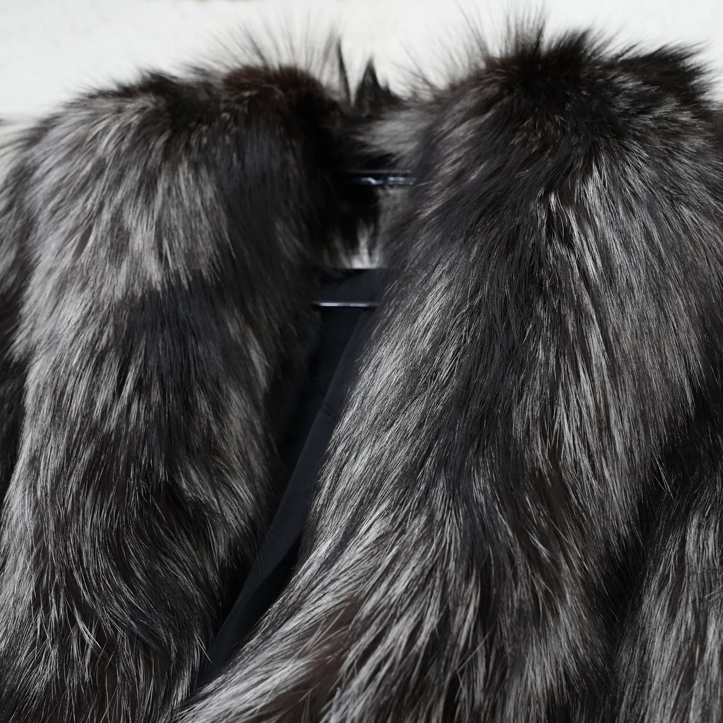 Silver Fox Long Coat - SAGA FOX Genuine Vintage Fur Japan