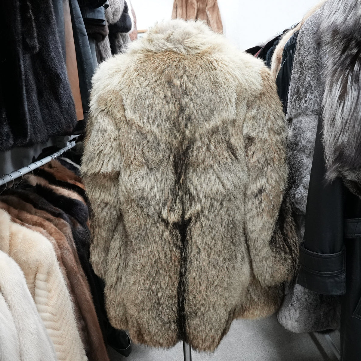 TANUKI Fur Coat - Genuine Vintage Fur From Japan