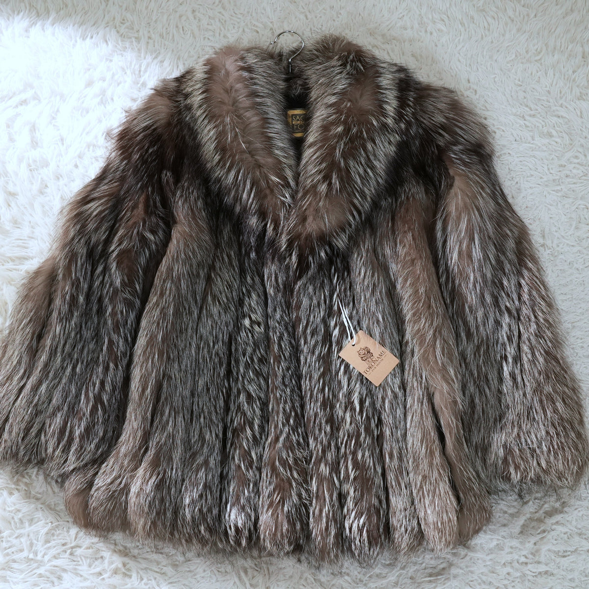 Silver Fox Fur Coat SAGA FOX - Genuine Vintage Fur From Japan