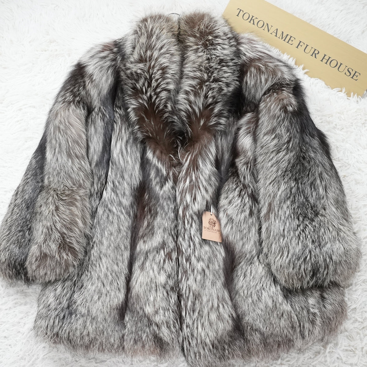 Silver Fox Fur Coat - Genuine Vintage Fur From Japan
