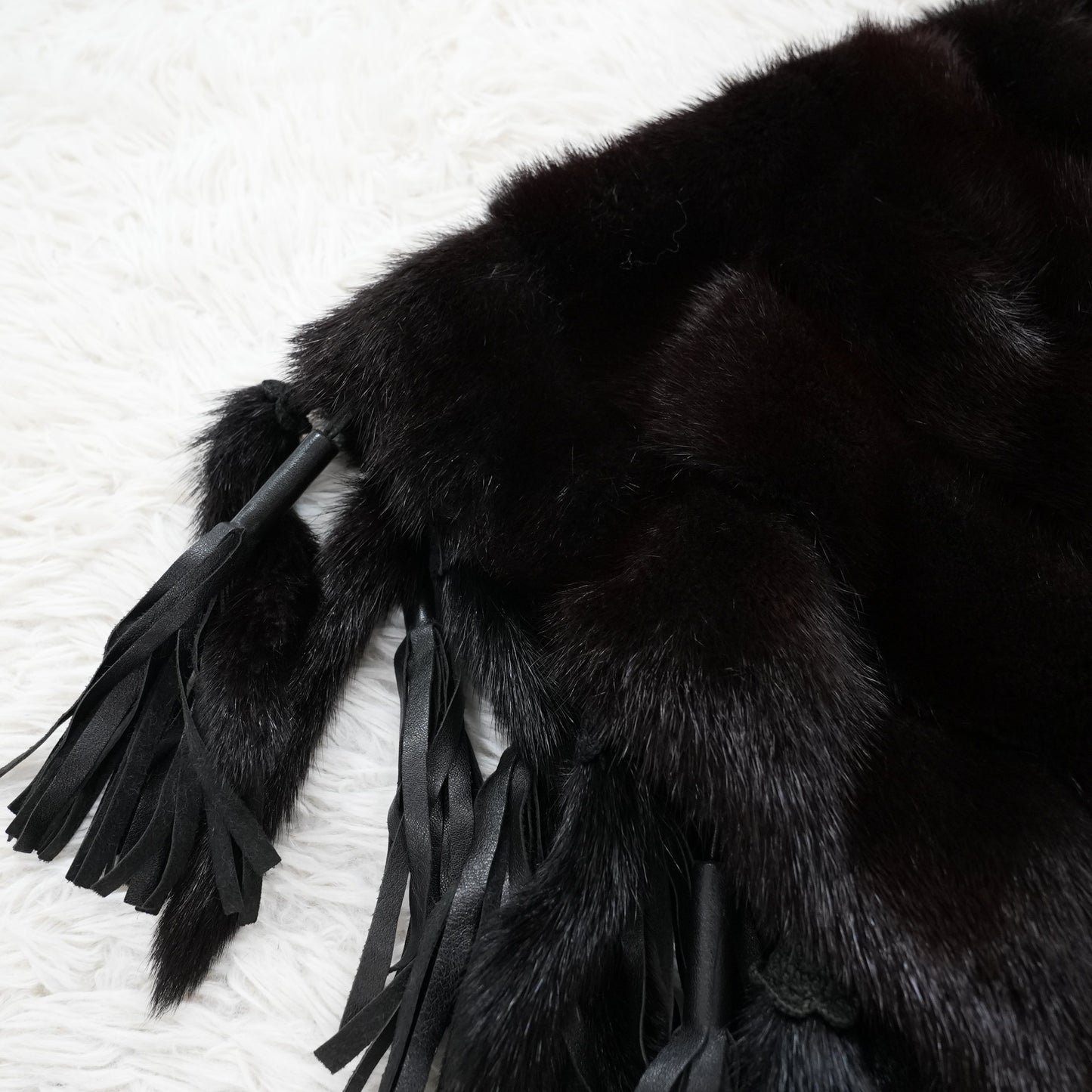 Dark Minn Cape with a tail SAGA MINK - Genuine Vintage Fur From Japan