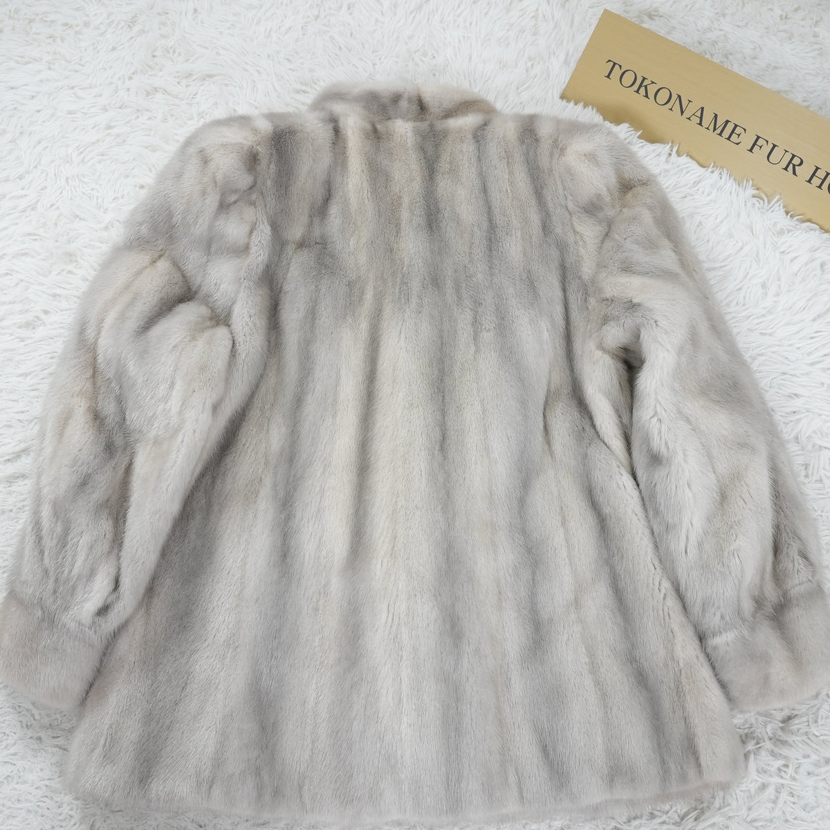 Sapphire Mink Fur Coat SAGA MINK - Genuine Vintage Fur From Japan